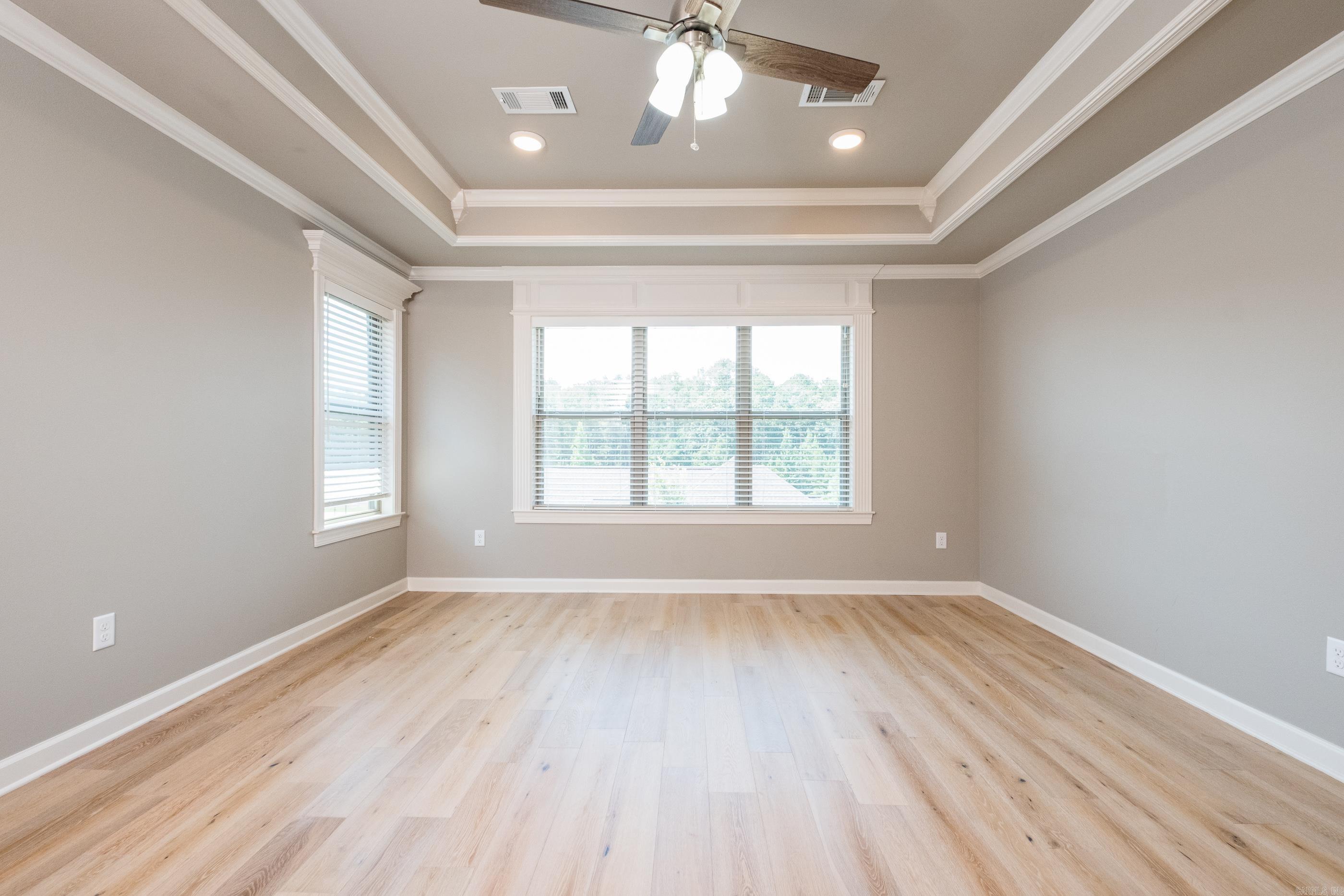 MAJESTIC POINTE - Residential
