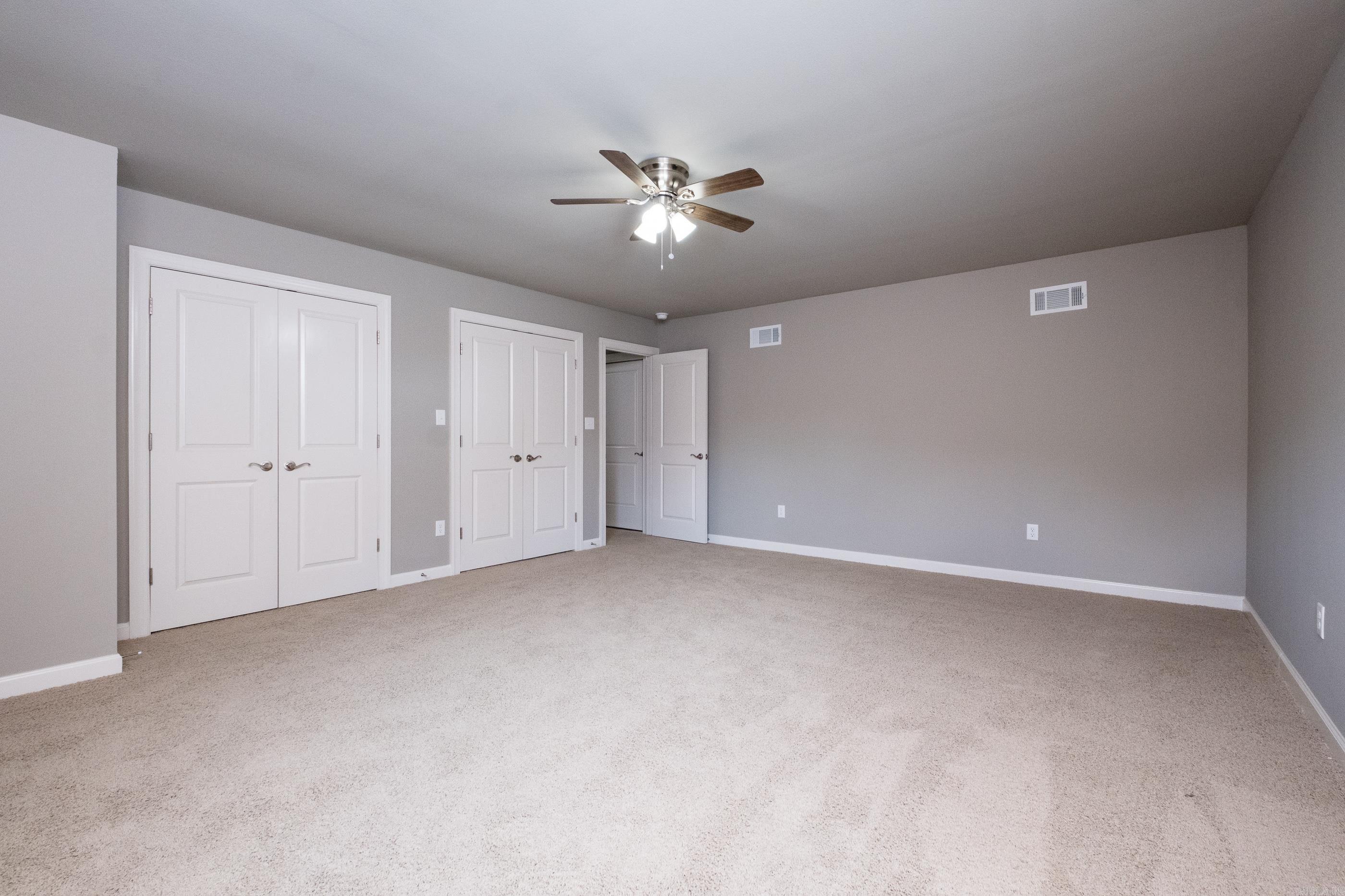 MAJESTIC POINTE - Residential