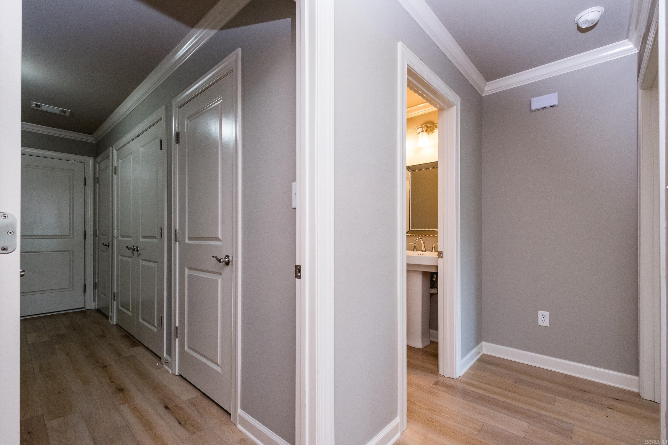 MAJESTIC POINTE - Residential