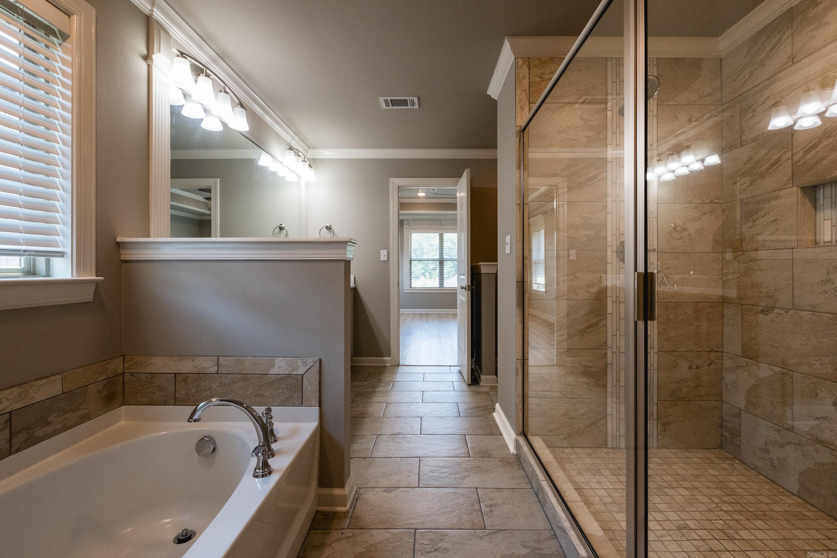 MAJESTIC POINTE - Residential