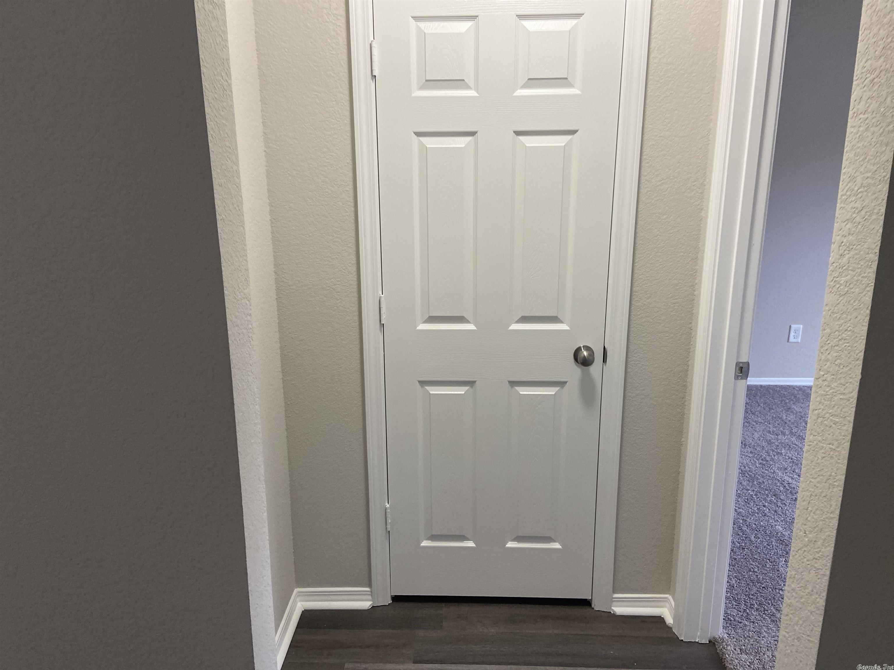 HILLDALE CROSSING - Residential