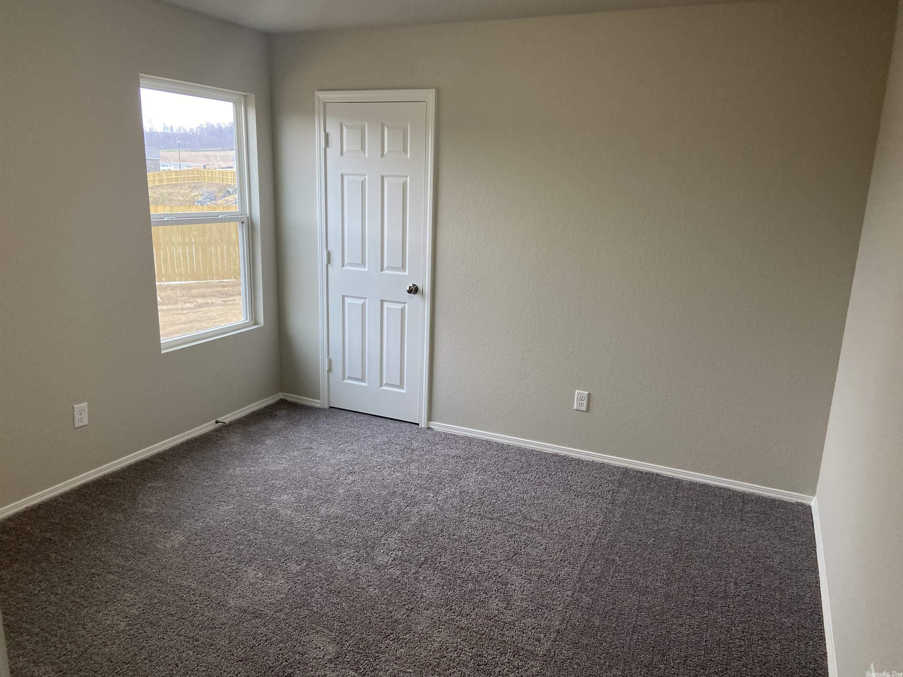 HILLDALE CROSSING - Residential