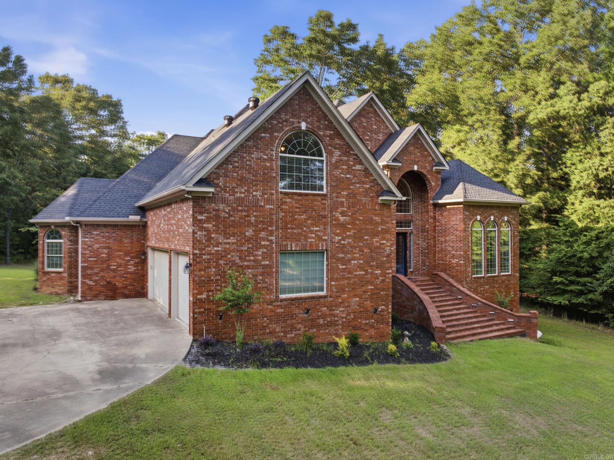 THE HILLS - Residential
