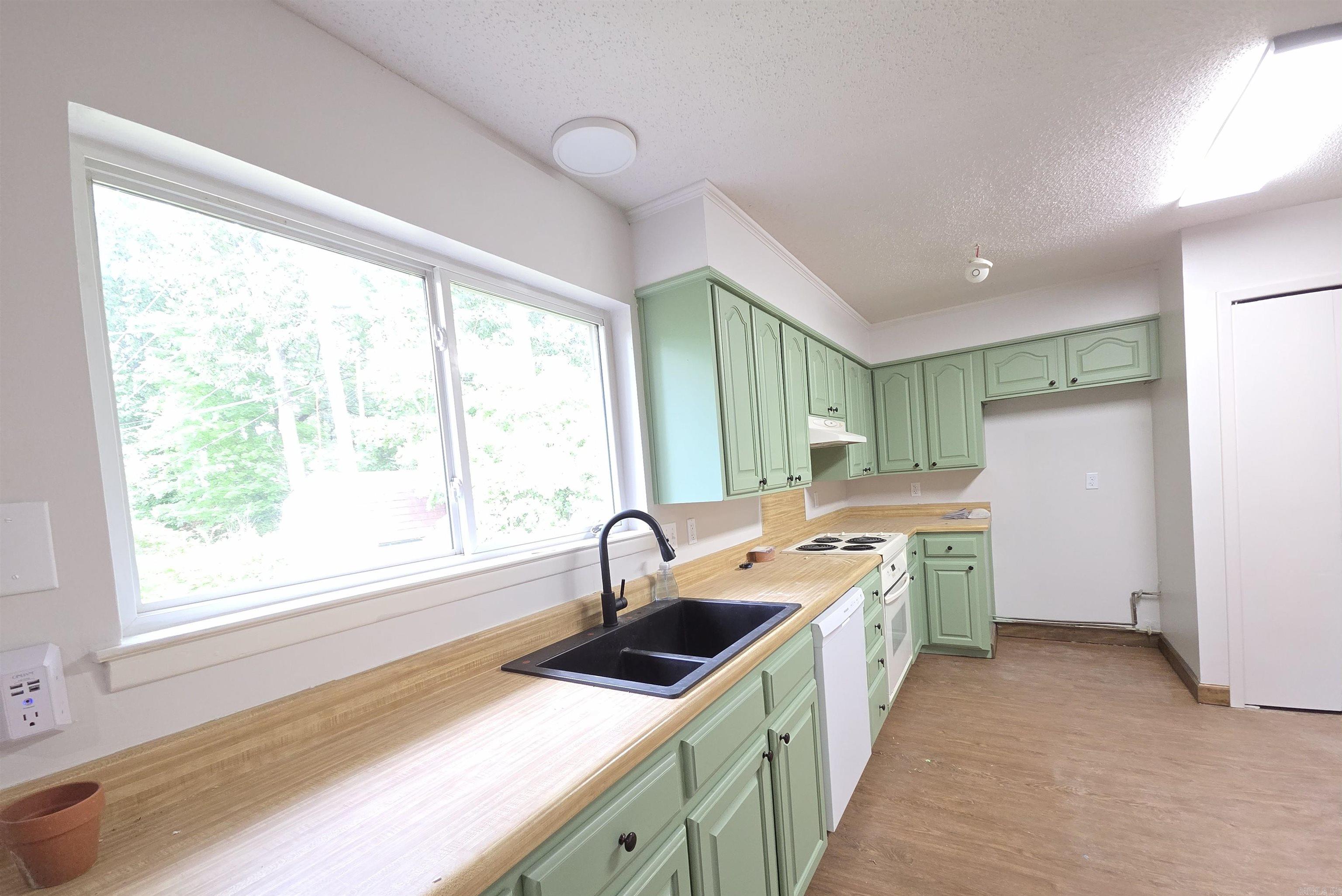 BROADMOOR NORTH - Residential