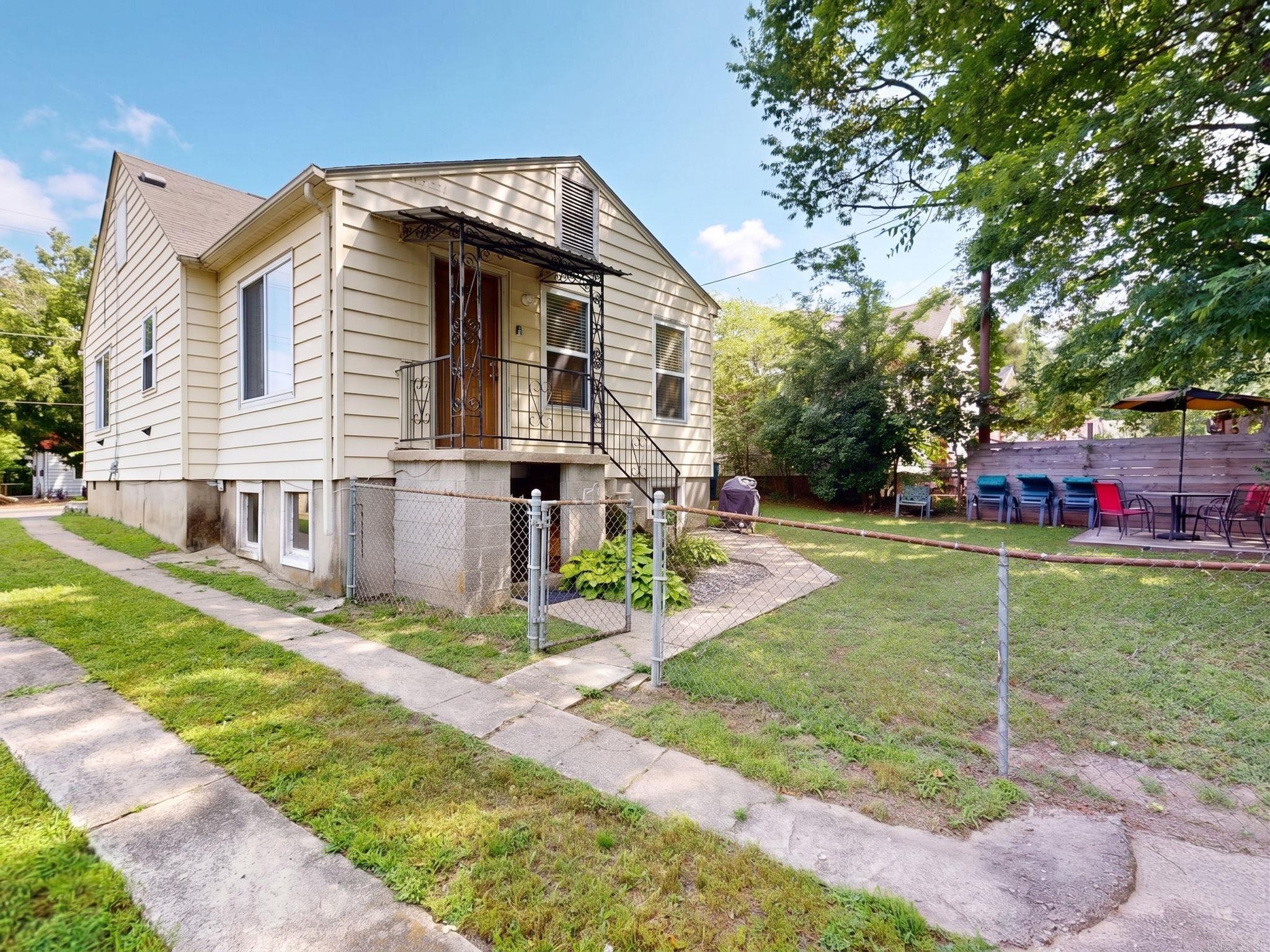 DIERKS HAYS 2ND - Residential