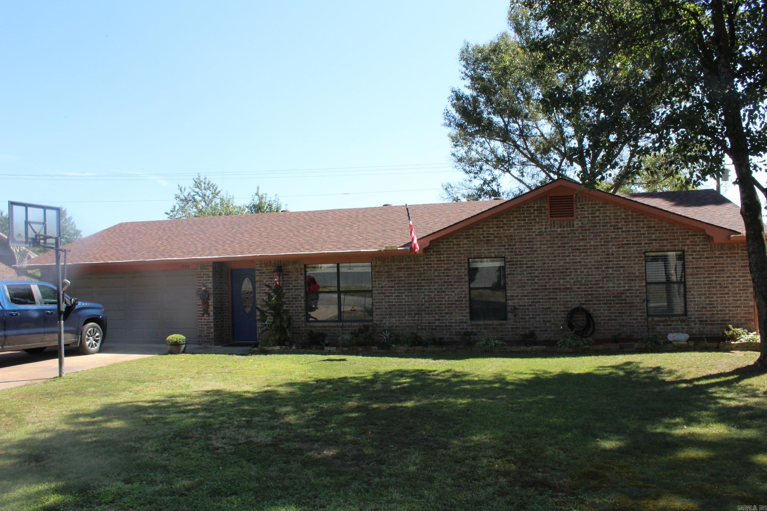 HIDDEN VALLEY ESTATES - Residential