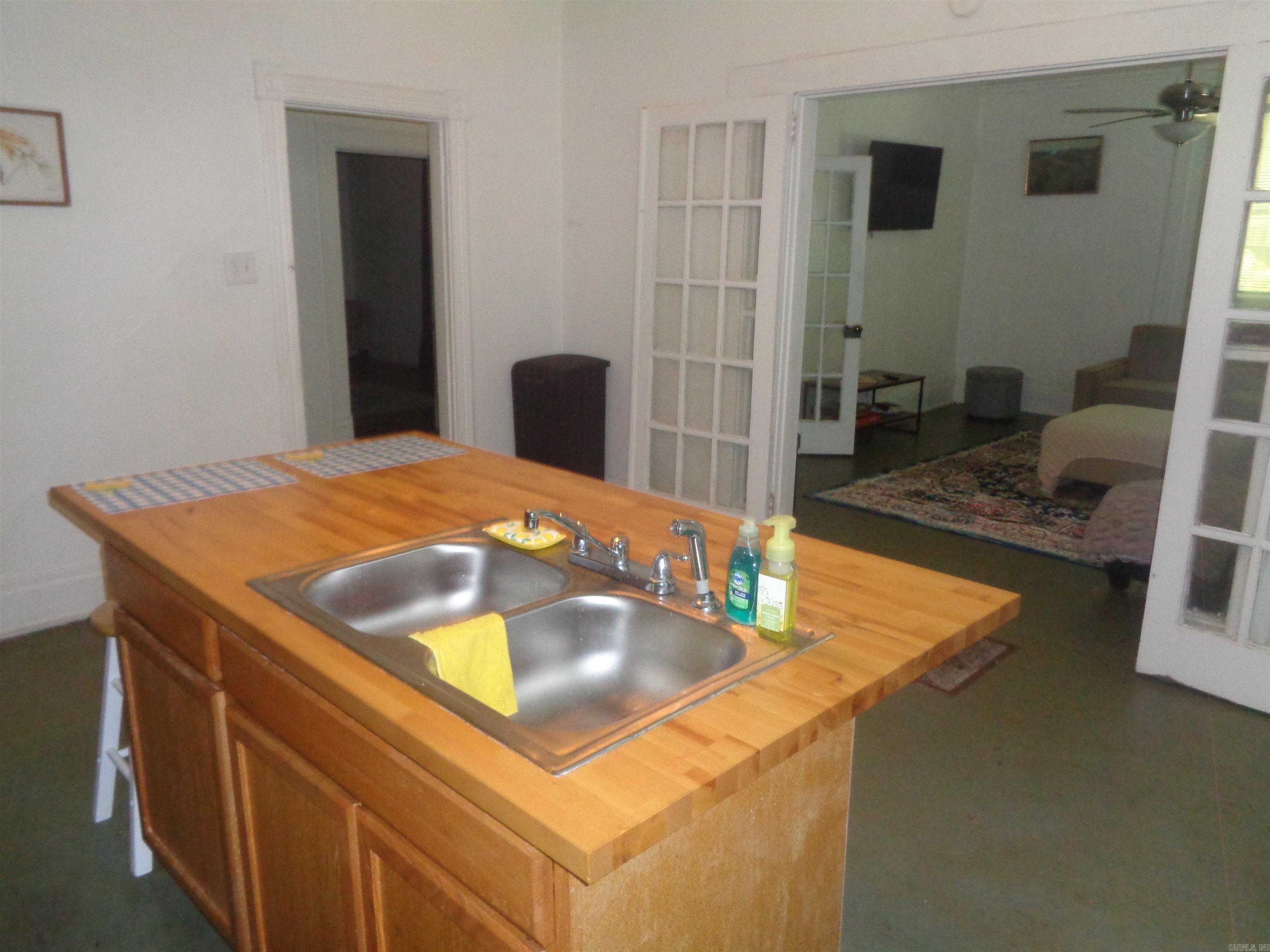 Weldon E Wrights - Residential