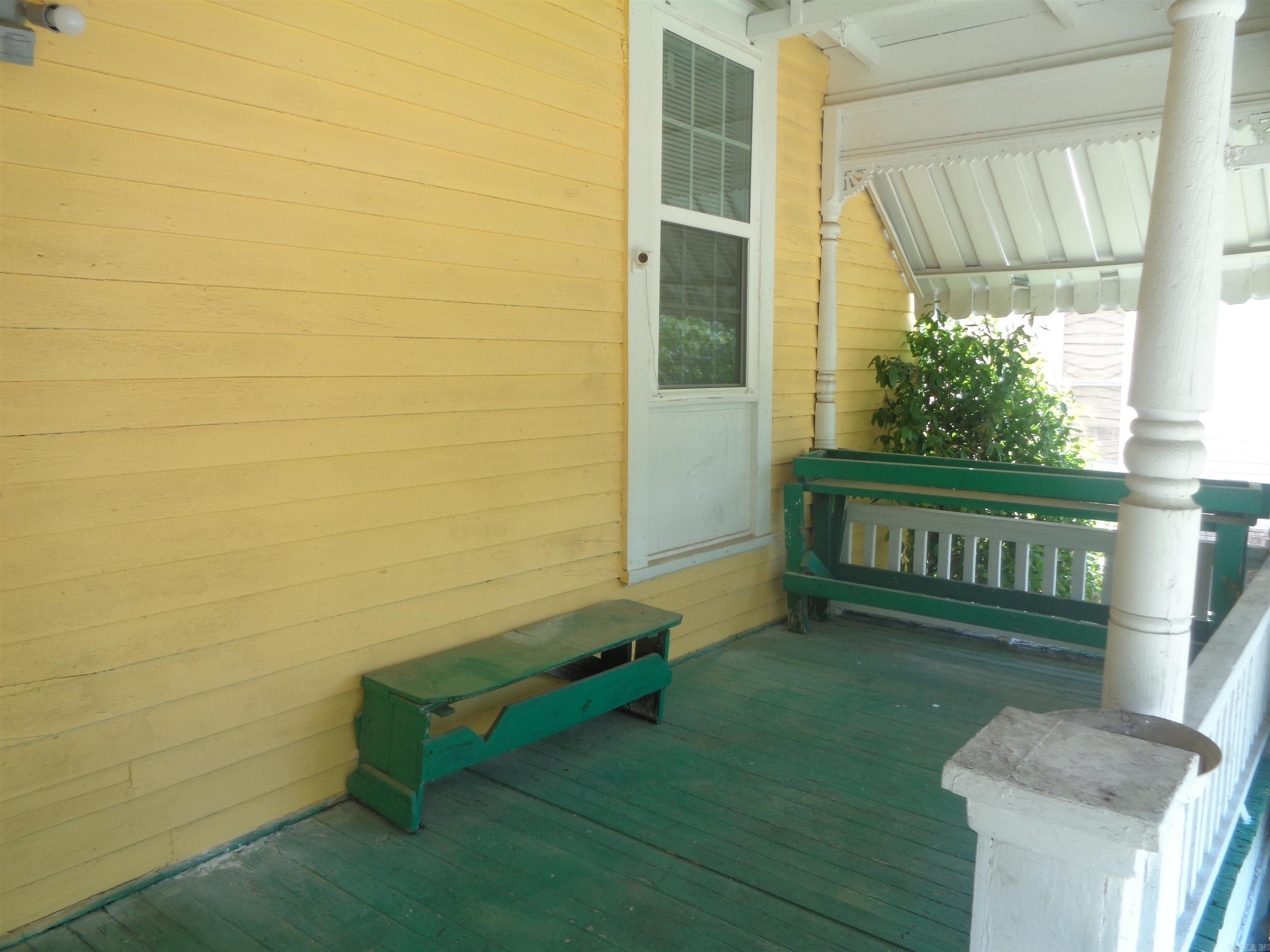 Weldon E Wrights - Residential