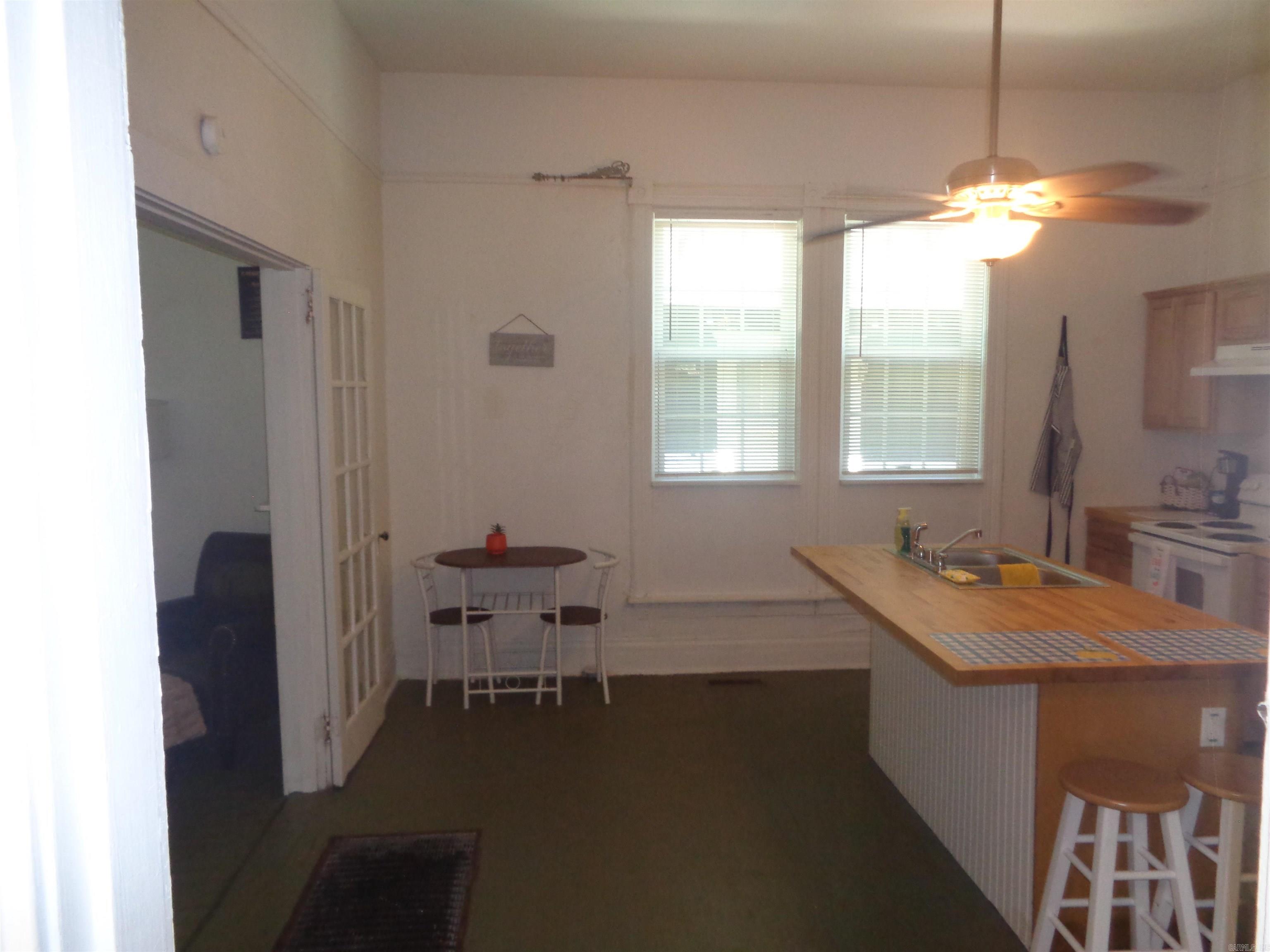 Weldon E Wrights - Residential