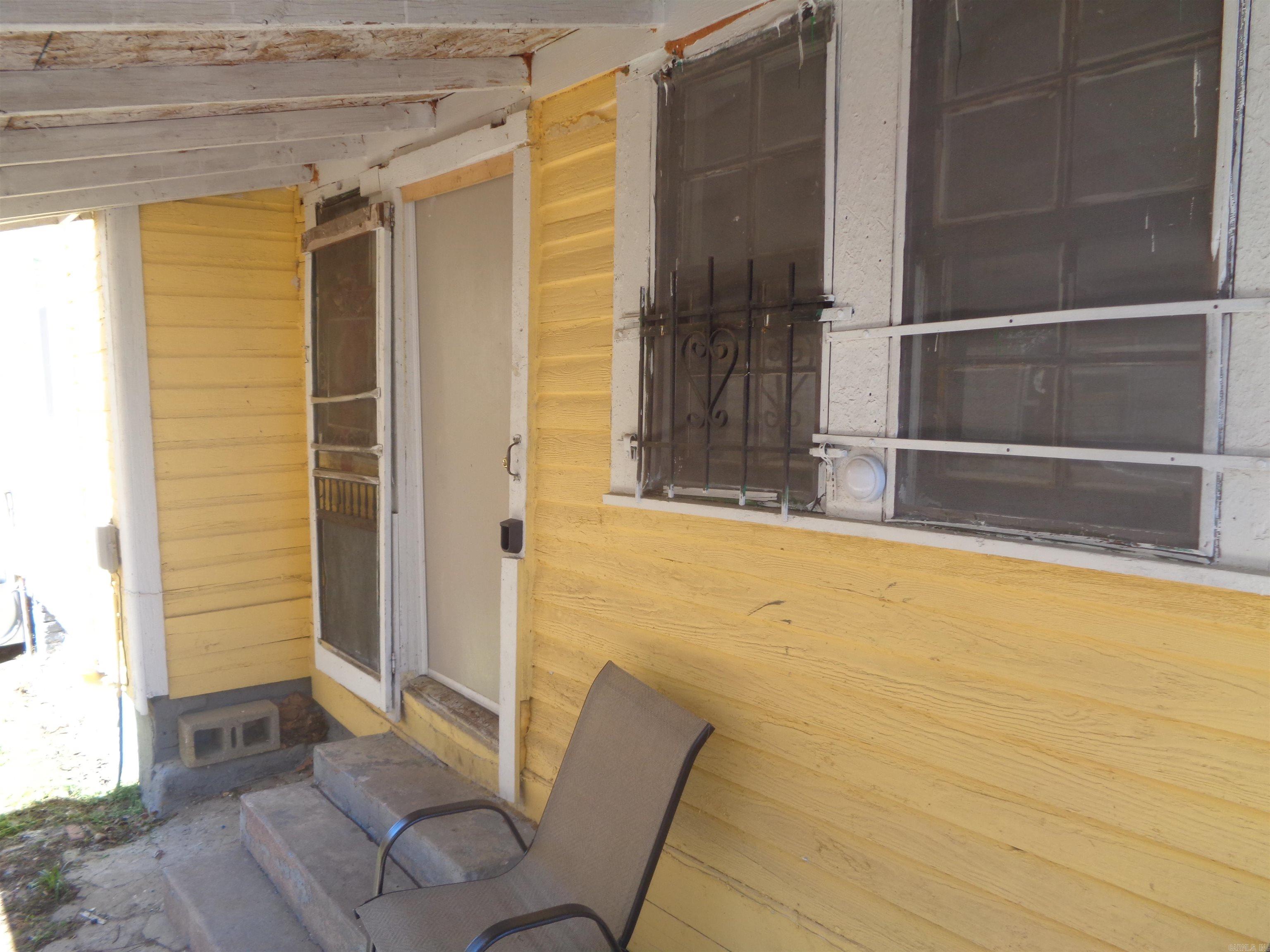 Weldon E Wrights - Residential