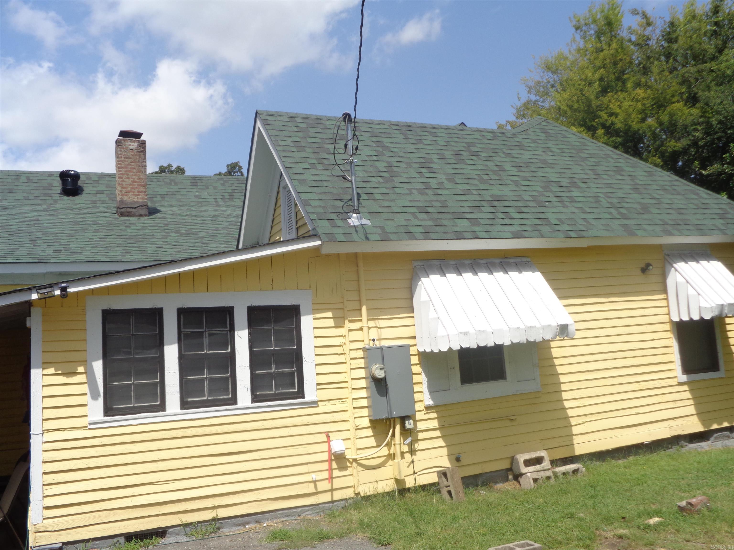 Weldon E Wrights - Residential