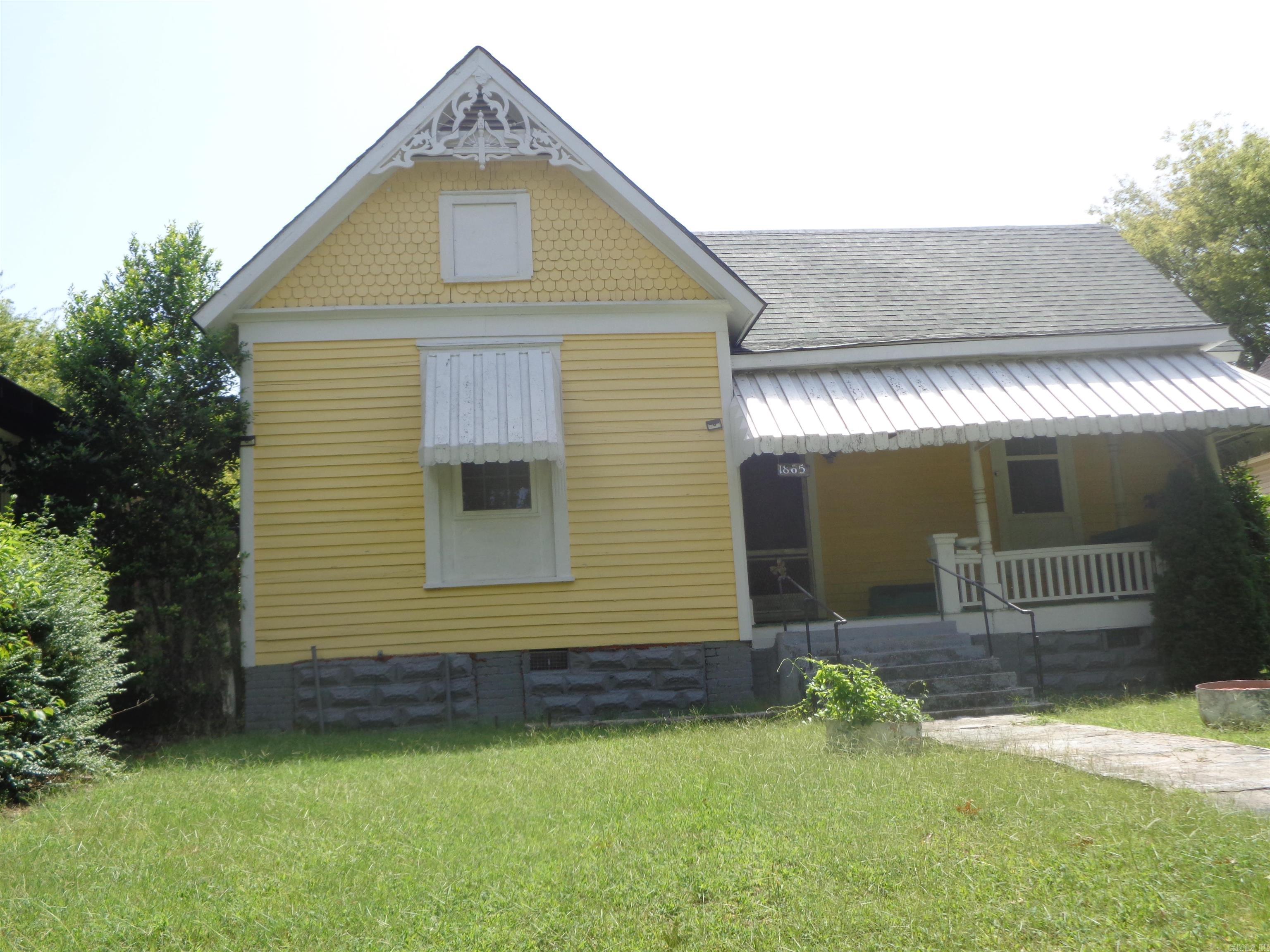 Weldon E Wrights - Residential