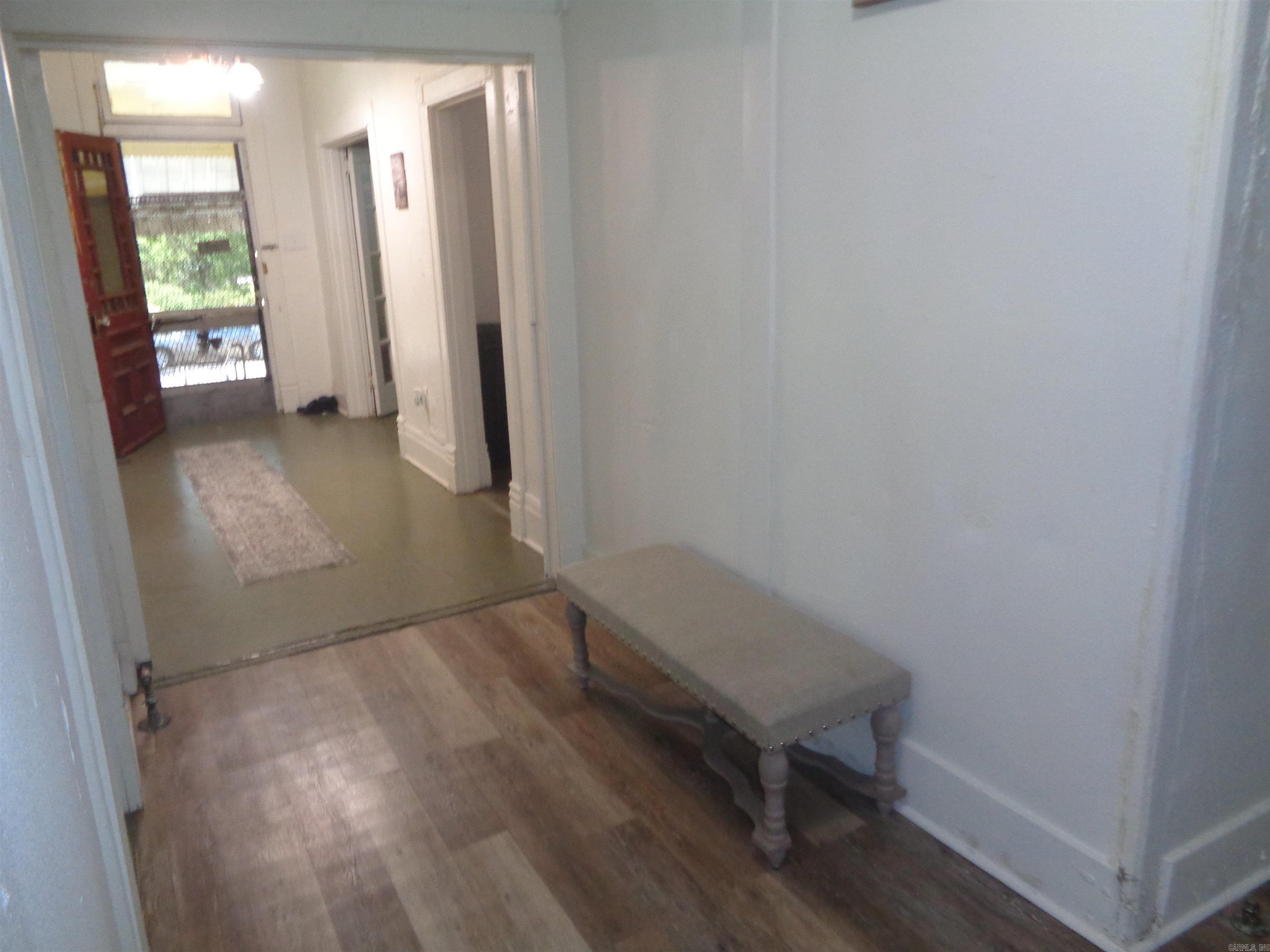 Weldon E Wrights - Residential