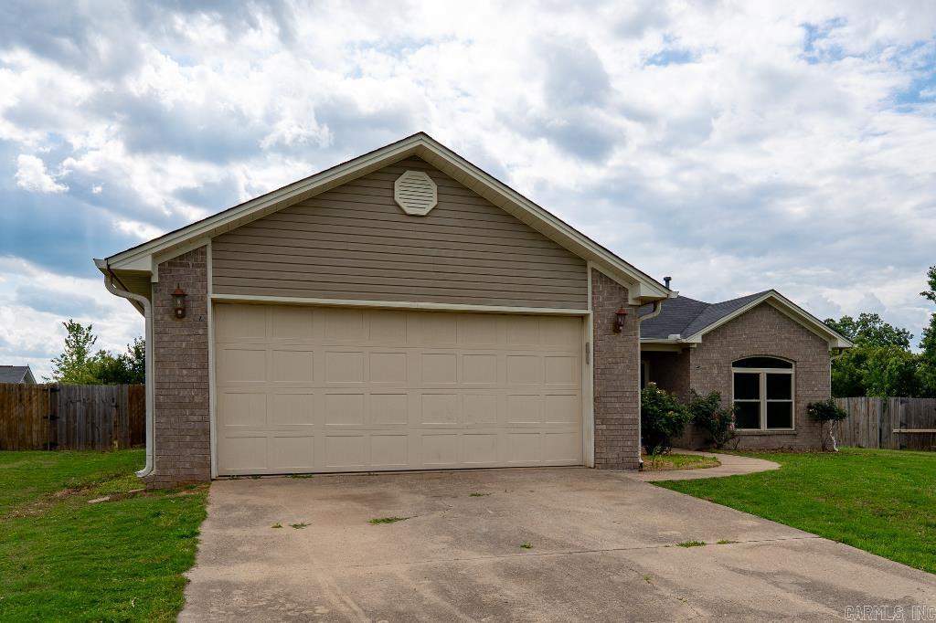 WOODBRIDGE - Residential