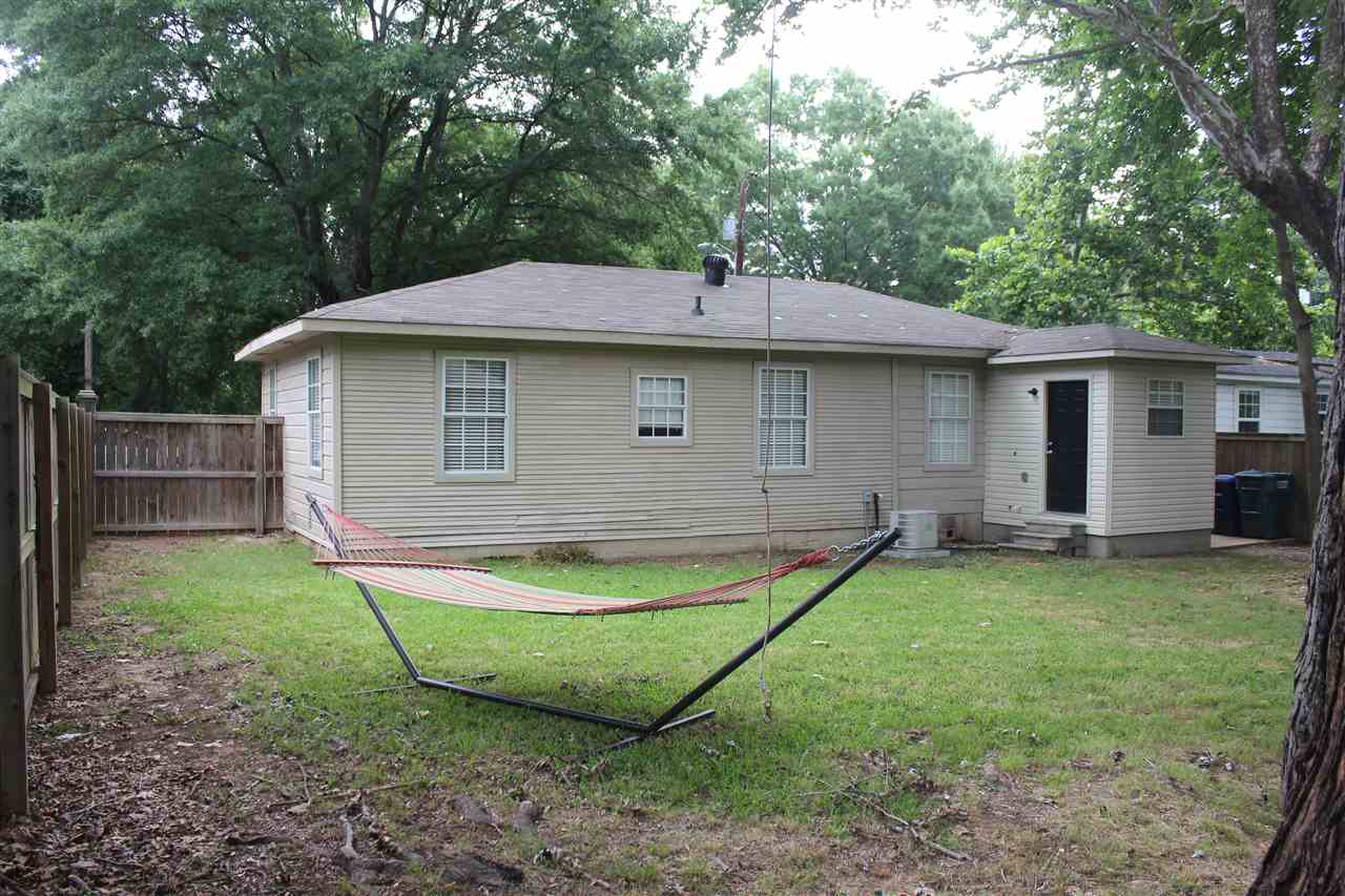 ANGEL CROSSING - Residential