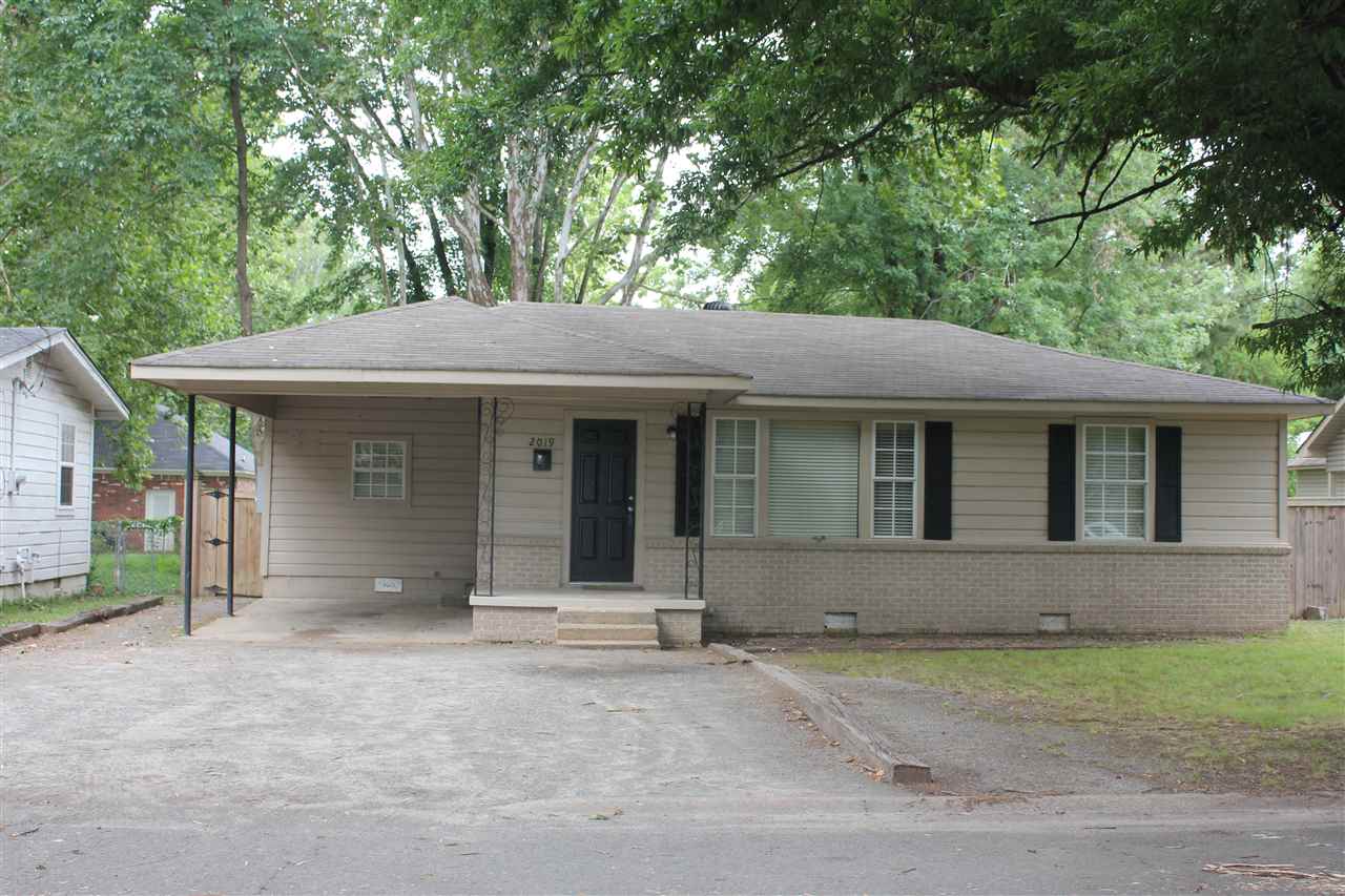 Heads up investors and first time buyers! This home was completely remodeled in 2008. EVERYTHING UPDATED: roof, central heat & air-including duct work, all electrical; all plumbing, new floor joists, sheetrock, exterior & interior doors, fixtures, cabinets, crown molding, insulation, appliances, 2 inch blinds throughout. Extra room/office could easily be a 3rd bedroom. Brand new carpet in LR. Fresh paint inside and out. Quiet neighborhood with fully fenced yard. CLOSE to schools and colleges. Move-in-ready!