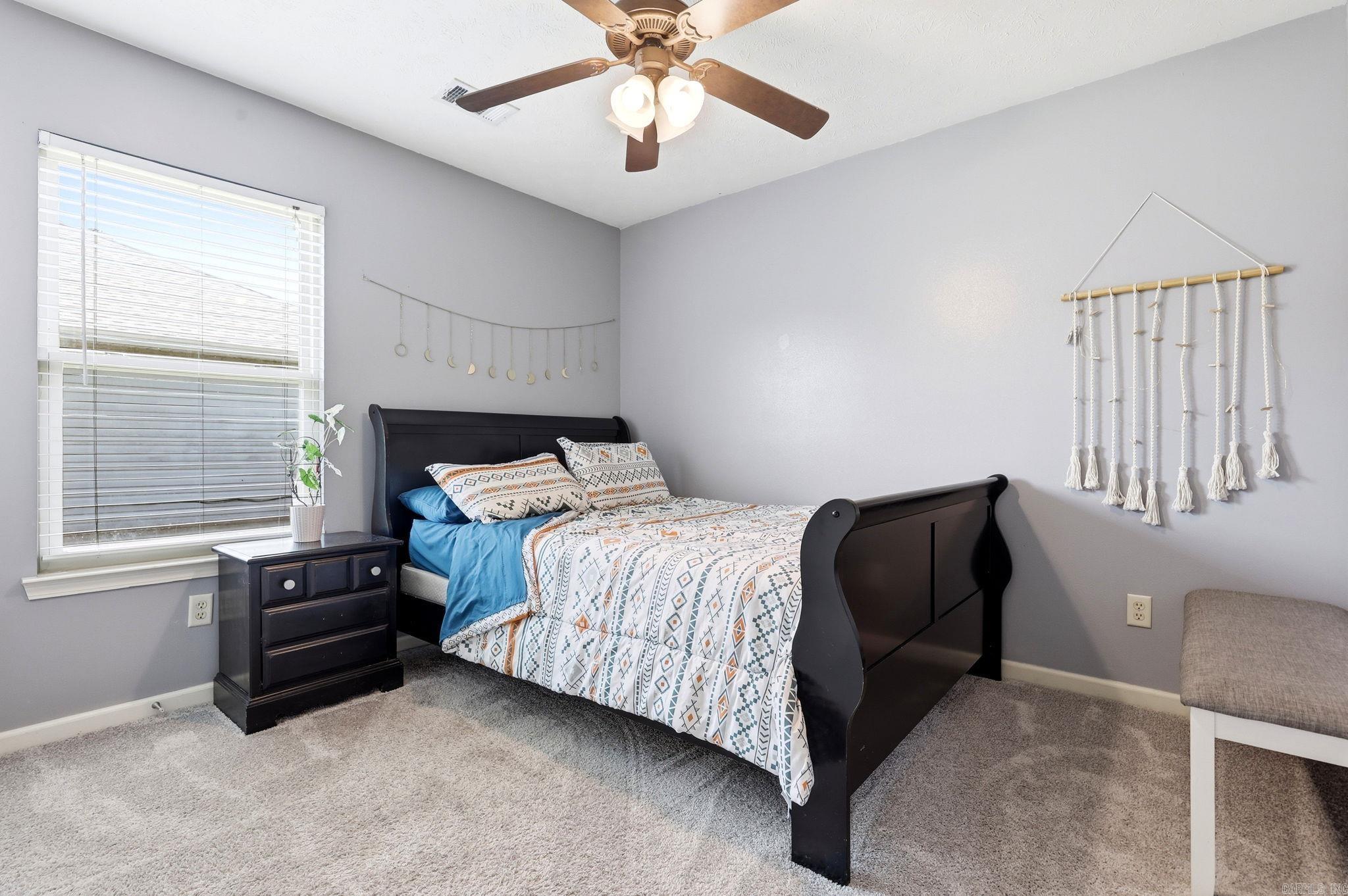 WILLOW LAKE - Residential