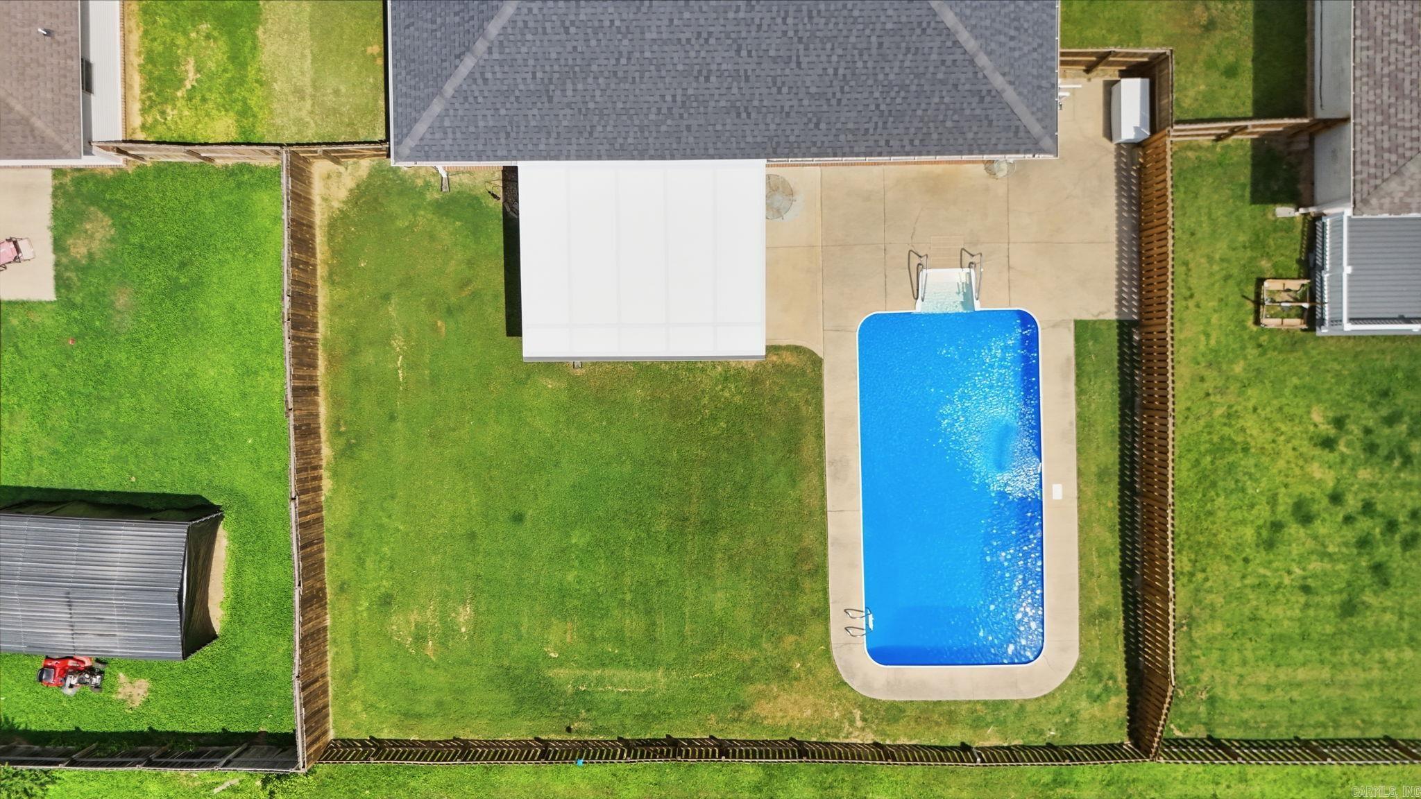 WILLOW LAKE - Residential