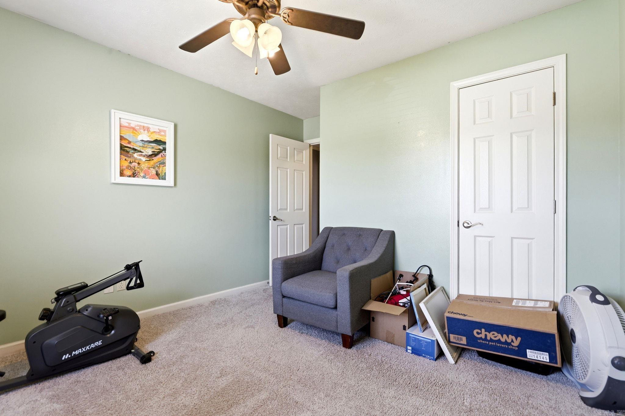 WILLOW LAKE - Residential
