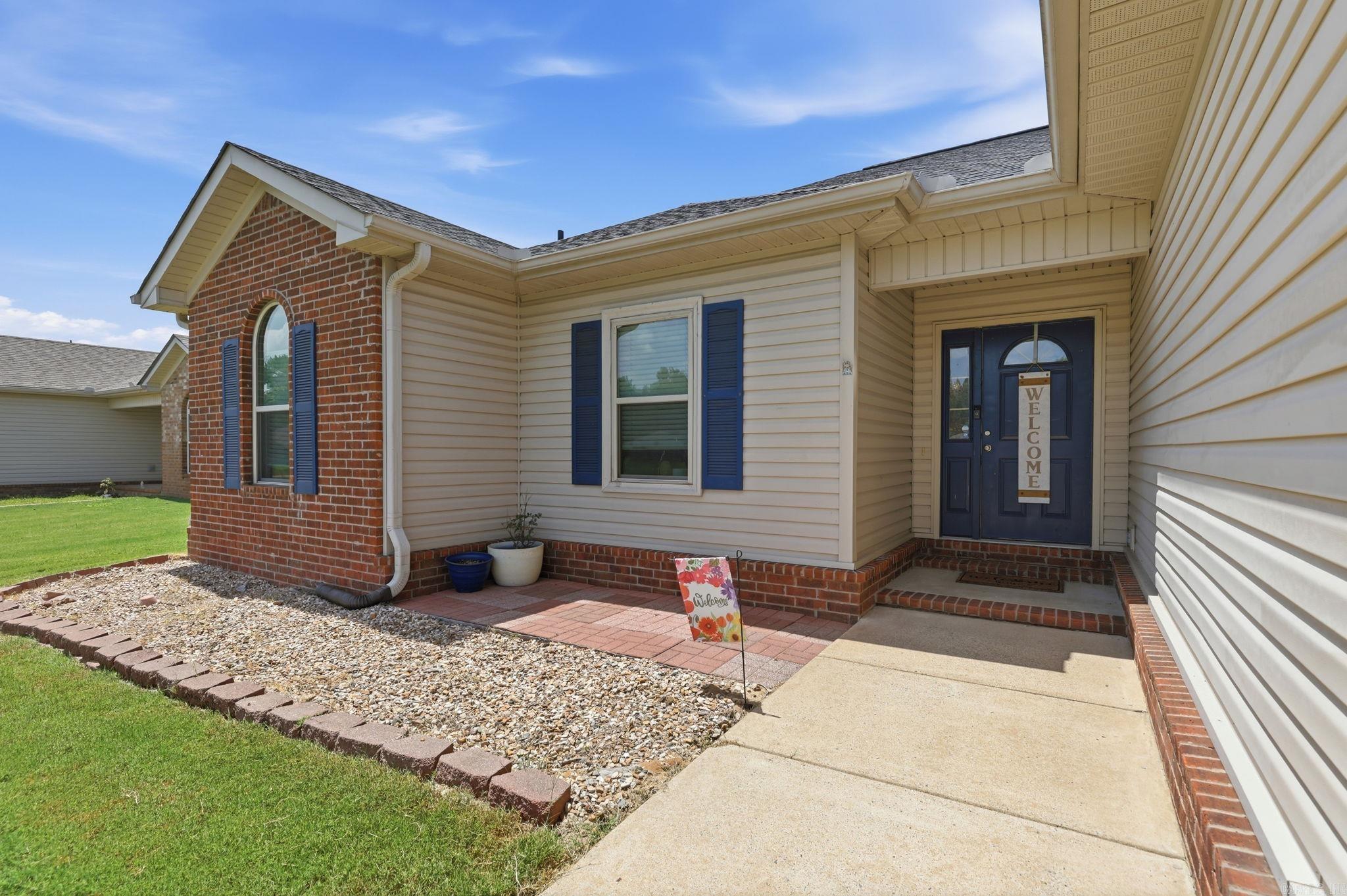 WILLOW LAKE - Residential