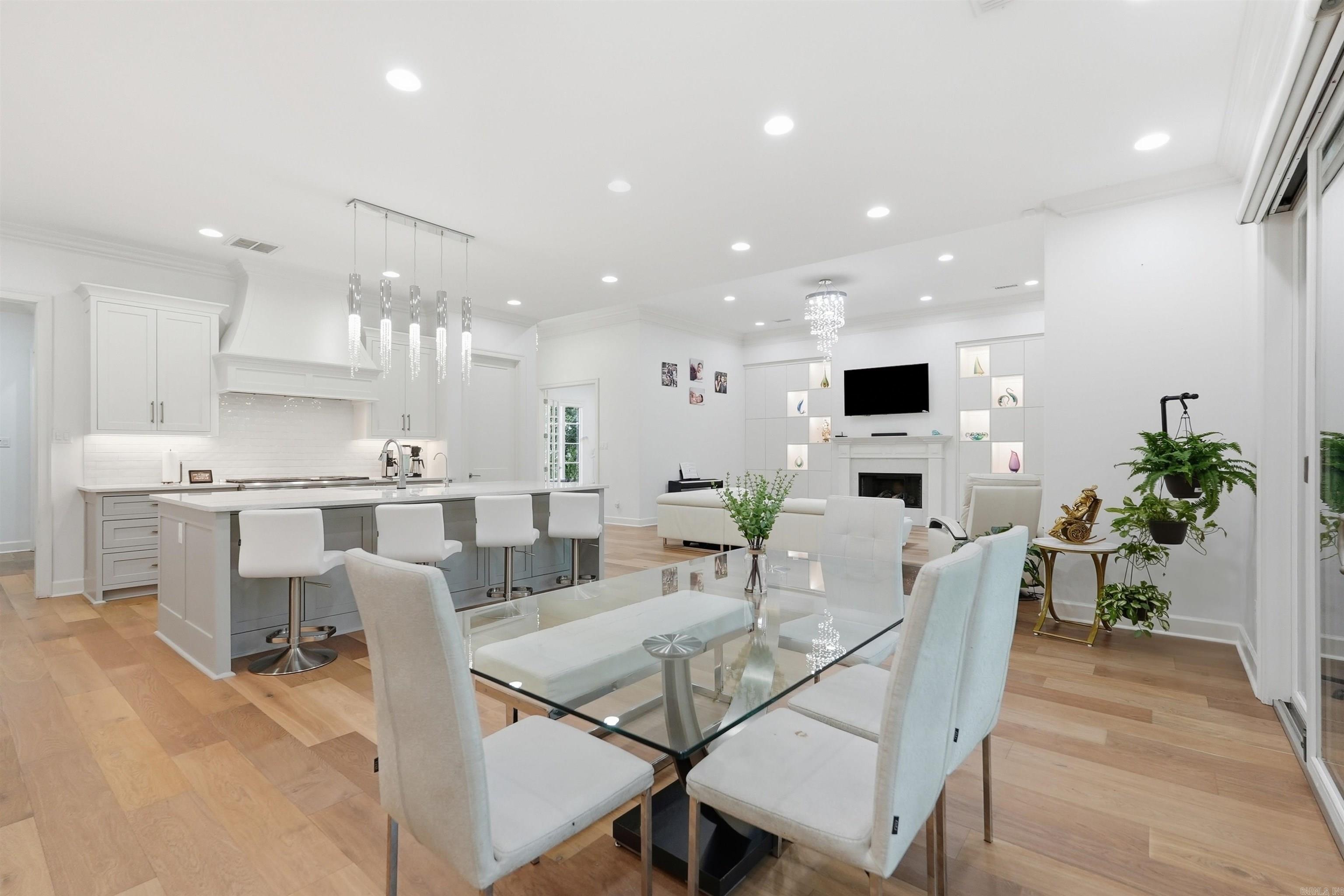 CHENAL VALLEY HALLEN COURT - Residential