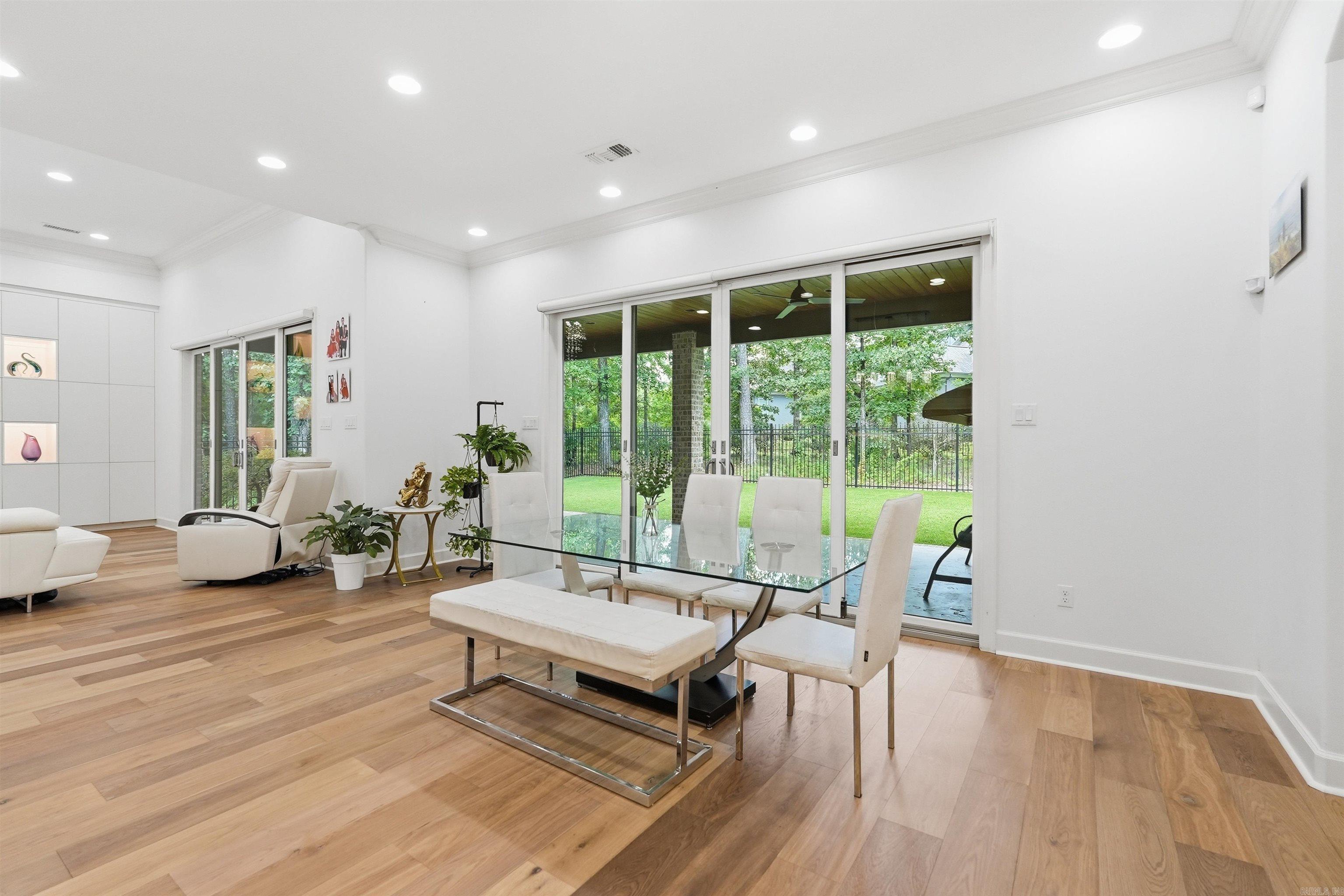 CHENAL VALLEY HALLEN COURT - Residential