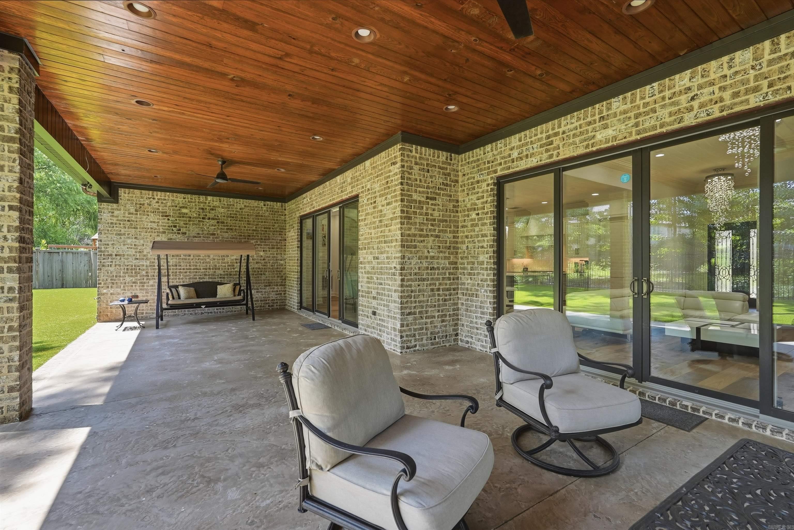 CHENAL VALLEY HALLEN COURT - Residential