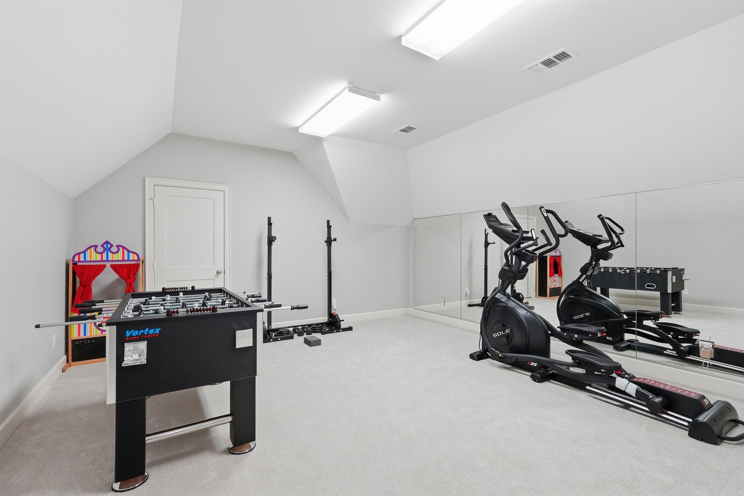 CHENAL VALLEY HALLEN COURT - Residential