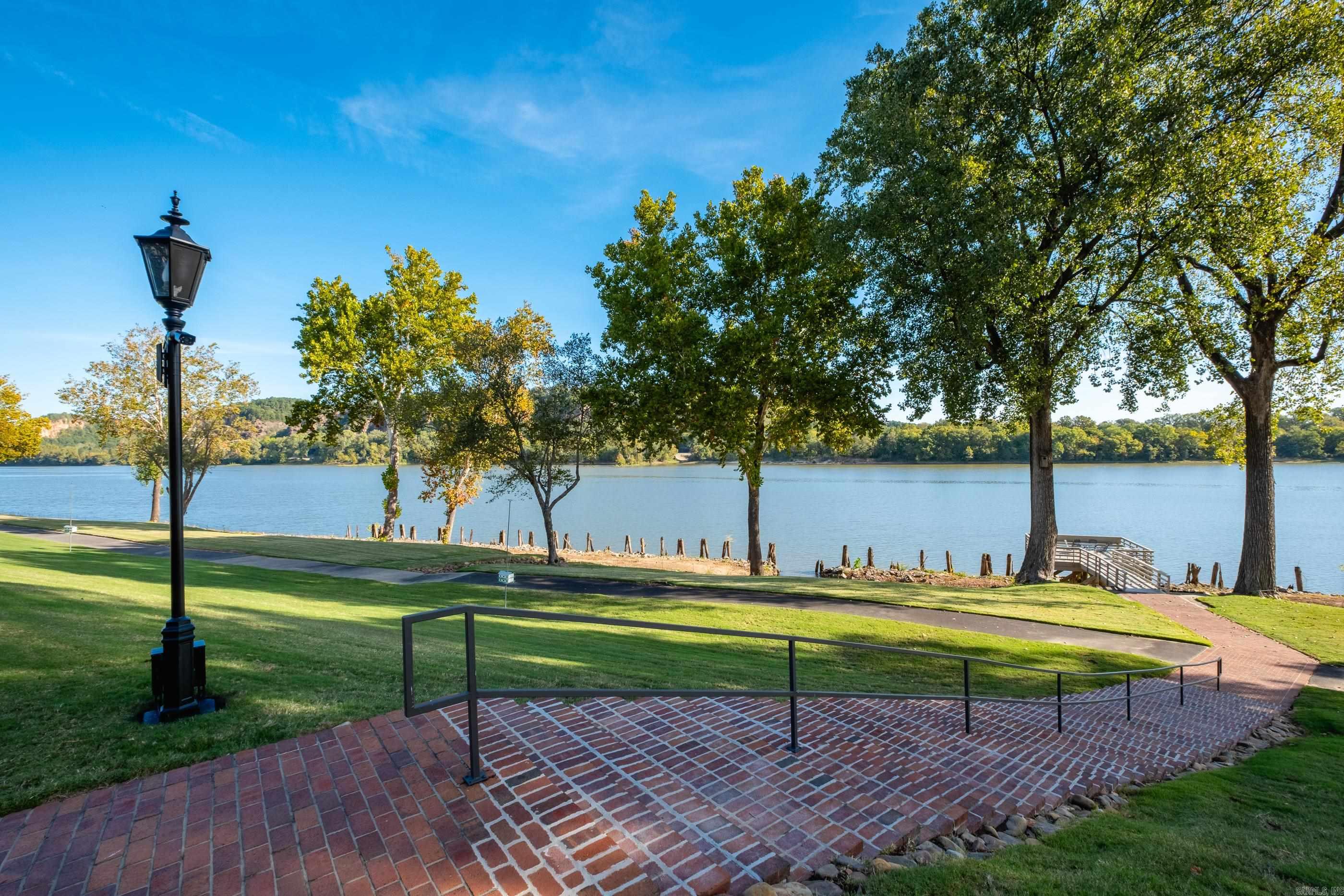 RIVERBEND HPR - Residential