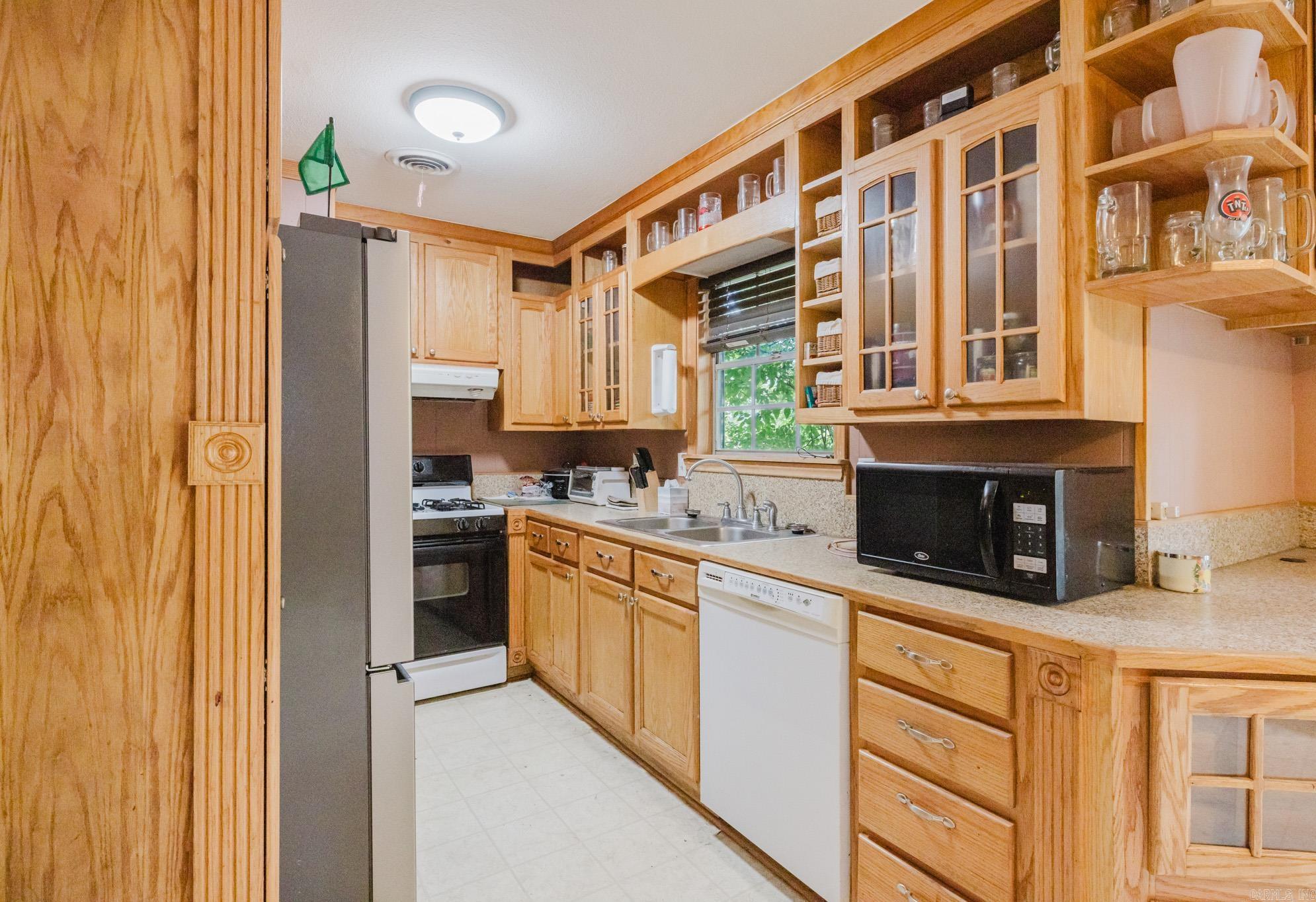 MELODY HILLS - Residential