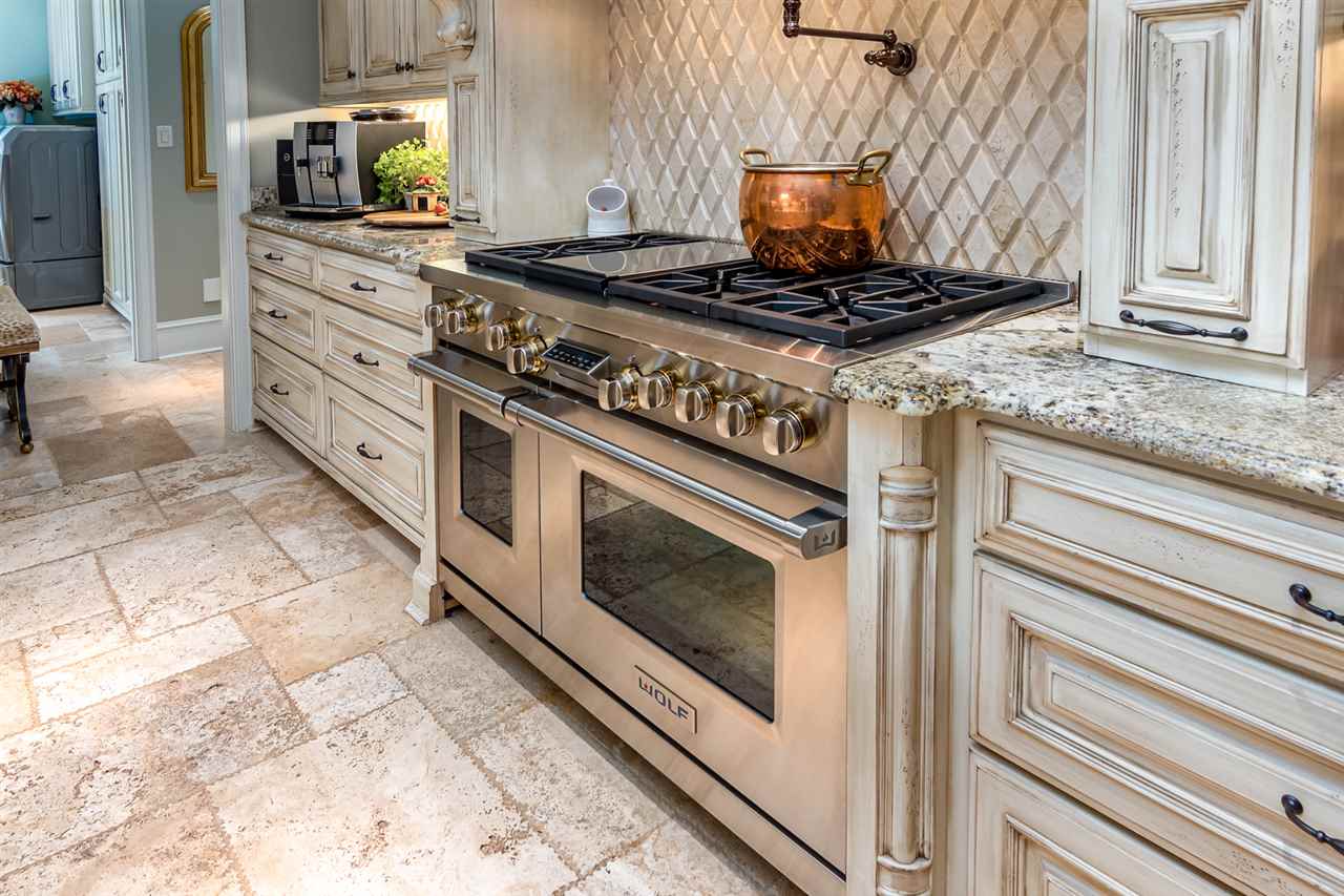 CHENAL VALLEY SOLOGNE CIRCLE - Residential