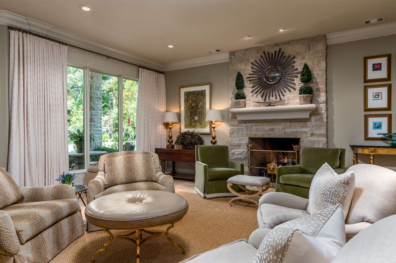 CHENAL VALLEY SOLOGNE CIRCLE - Residential