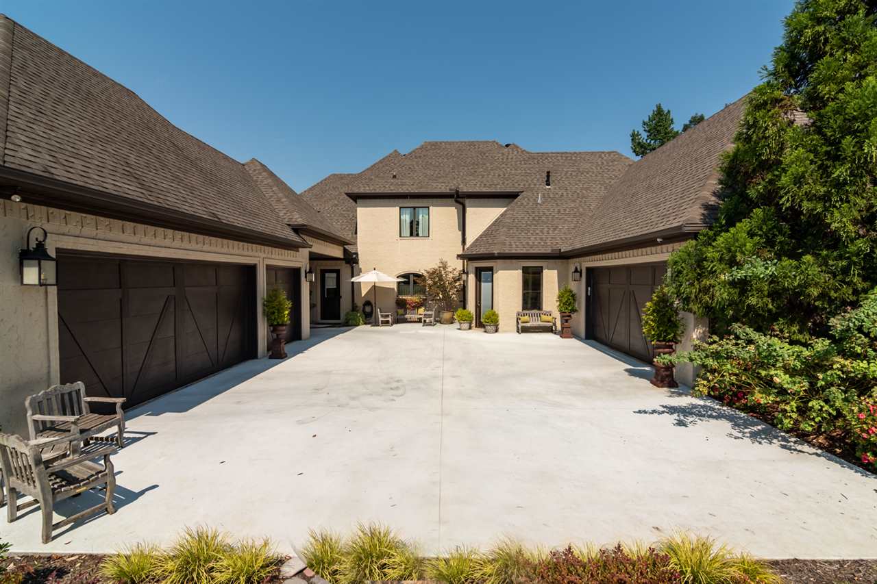 CHENAL VALLEY SOLOGNE CIRCLE - Residential
