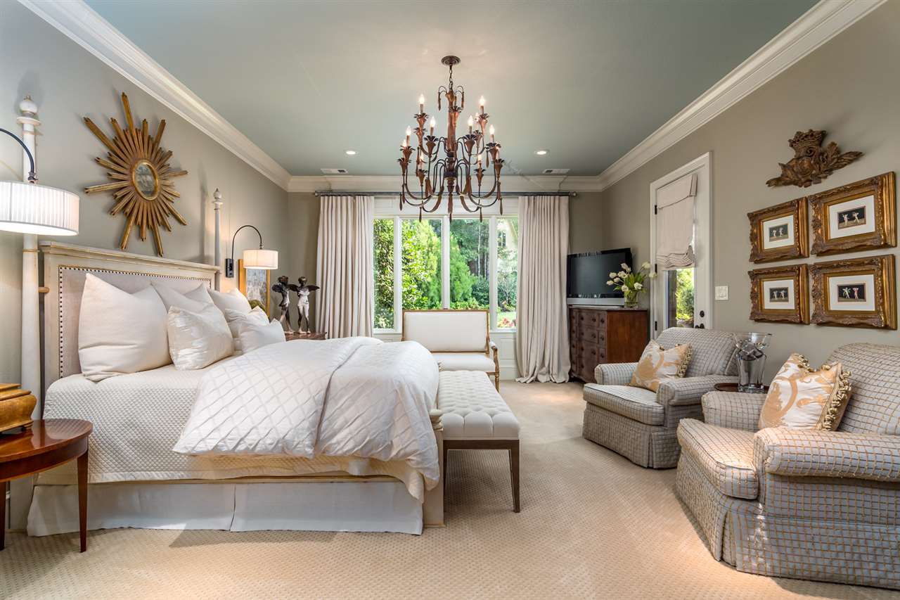 CHENAL VALLEY SOLOGNE CIRCLE - Residential
