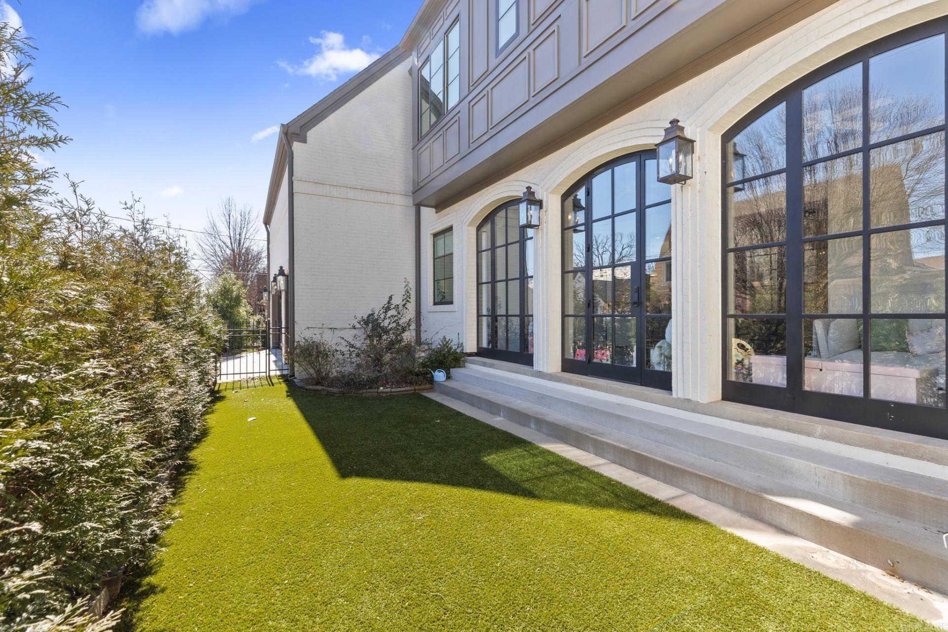 FOREST HEIGHTS PLACE - Residential