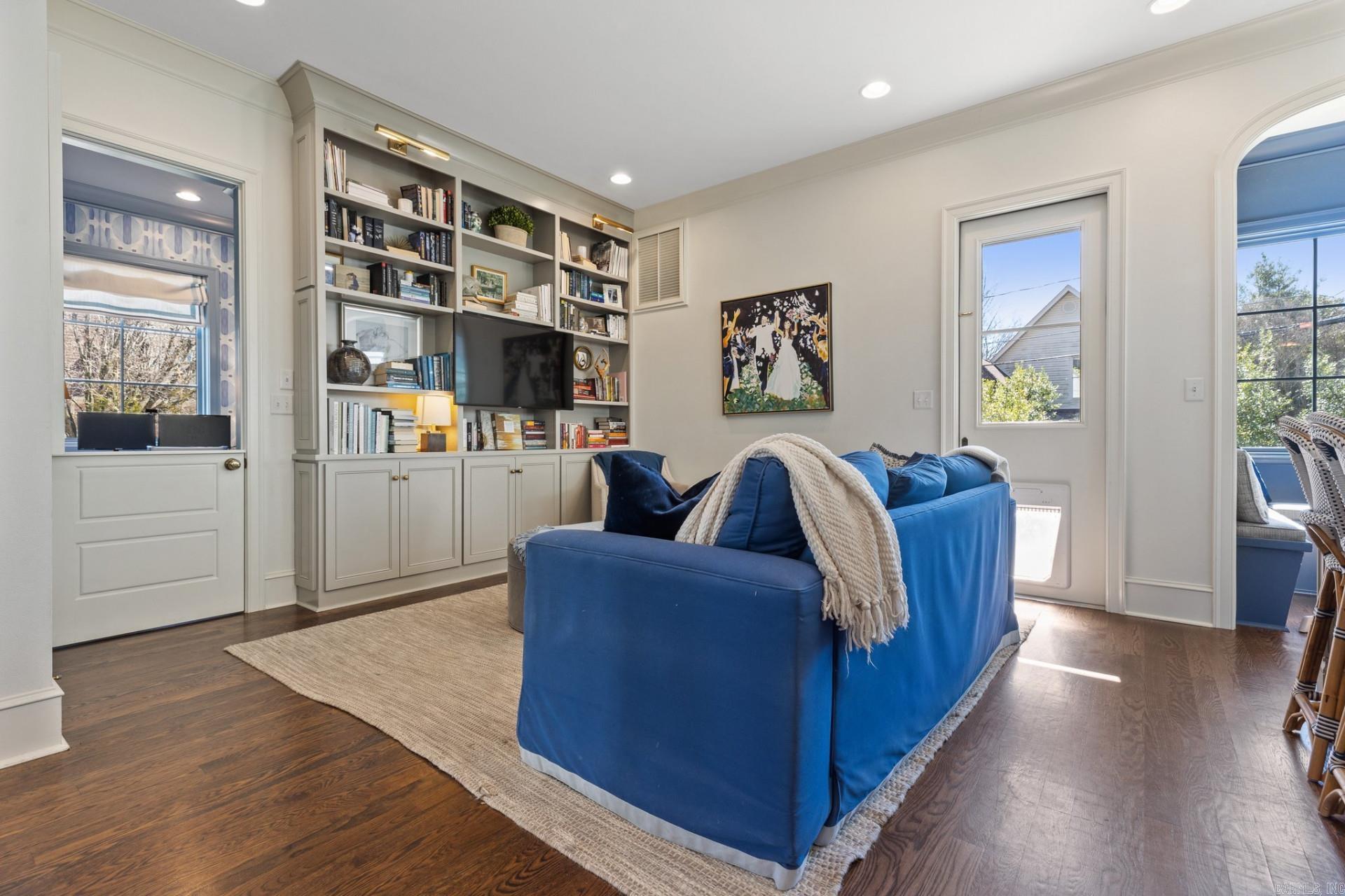 FOREST HEIGHTS PLACE - Residential