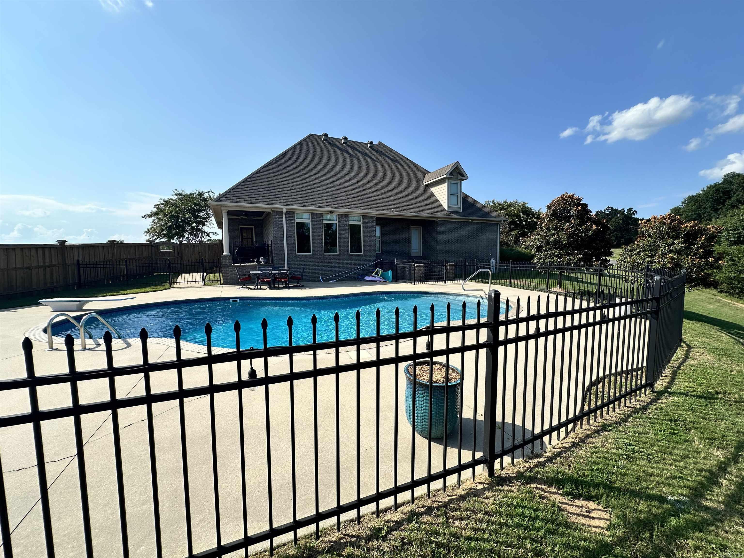 Lindsey Estates - Residential