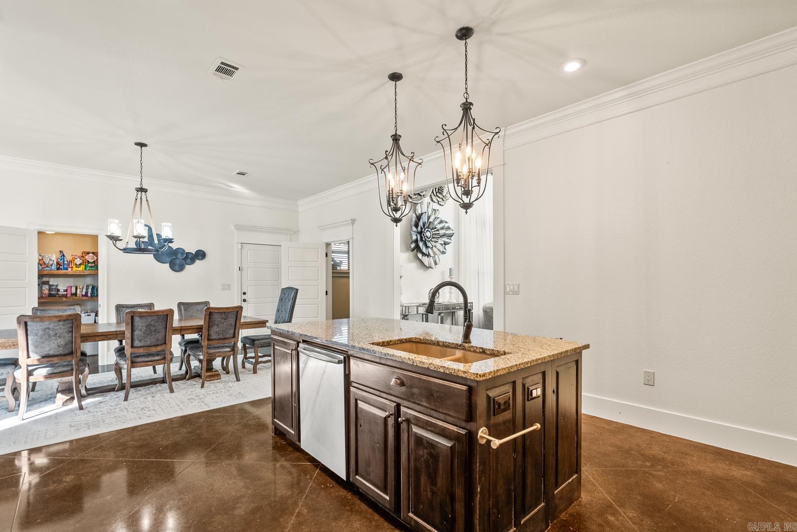 CHAPEL CREEK - Residential
