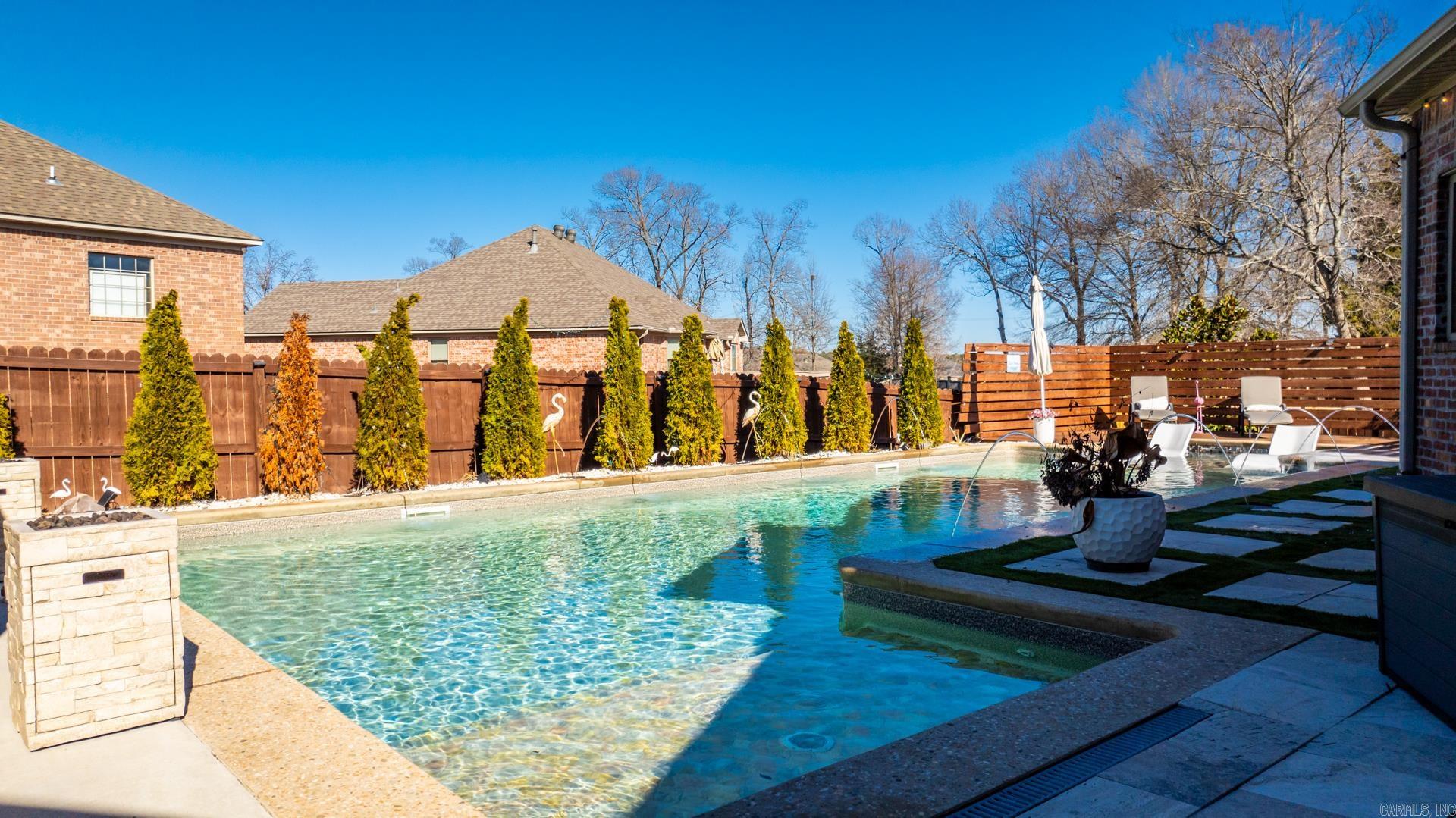 CHAPEL CREEK - Residential