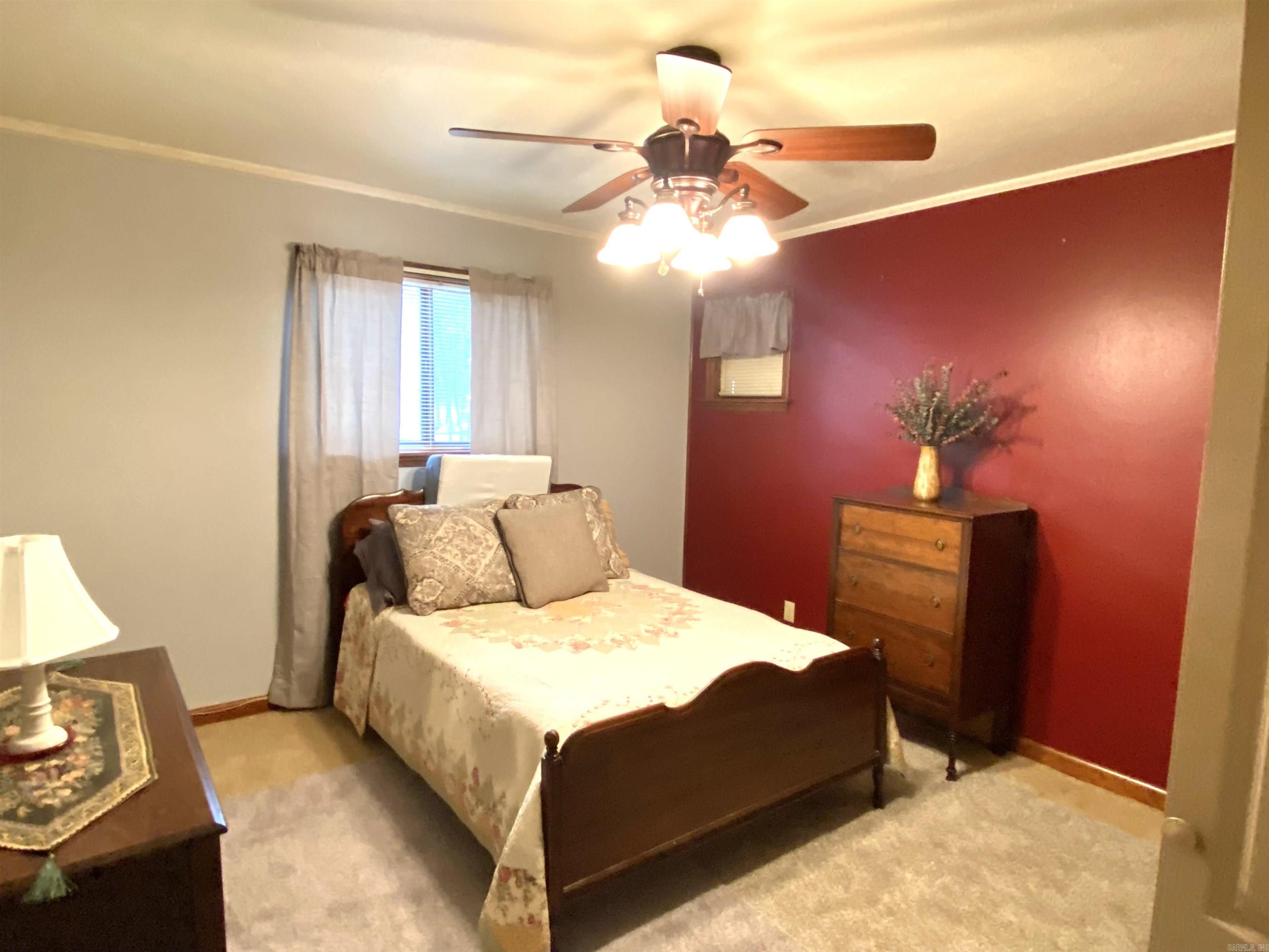 LAKE FOREST ESTATES - Residential