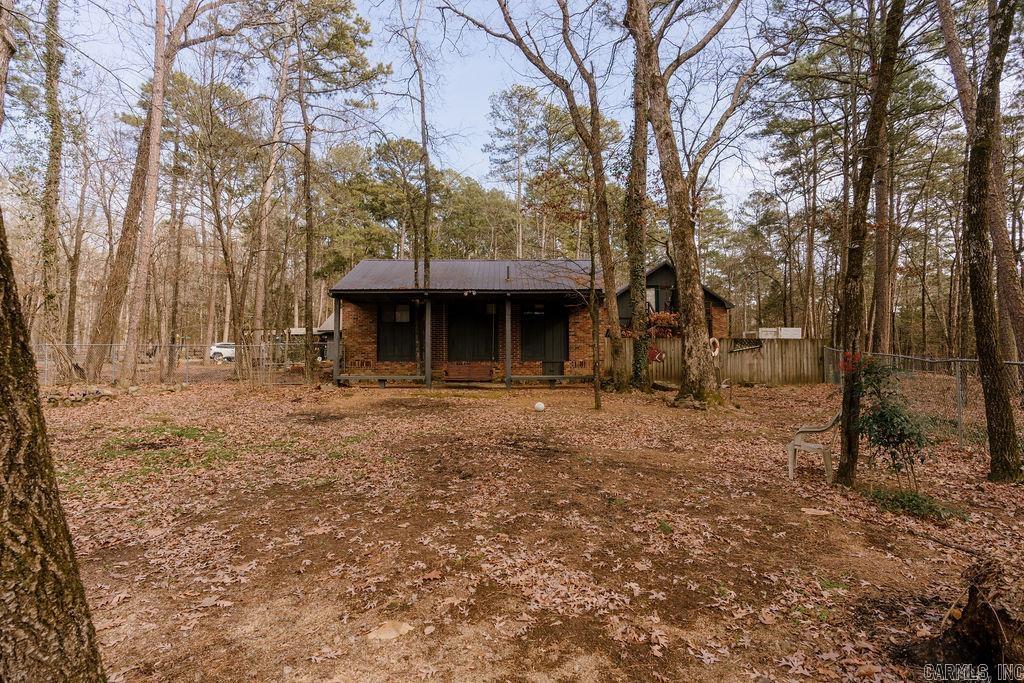 LAKE FOREST ESTATES - Residential