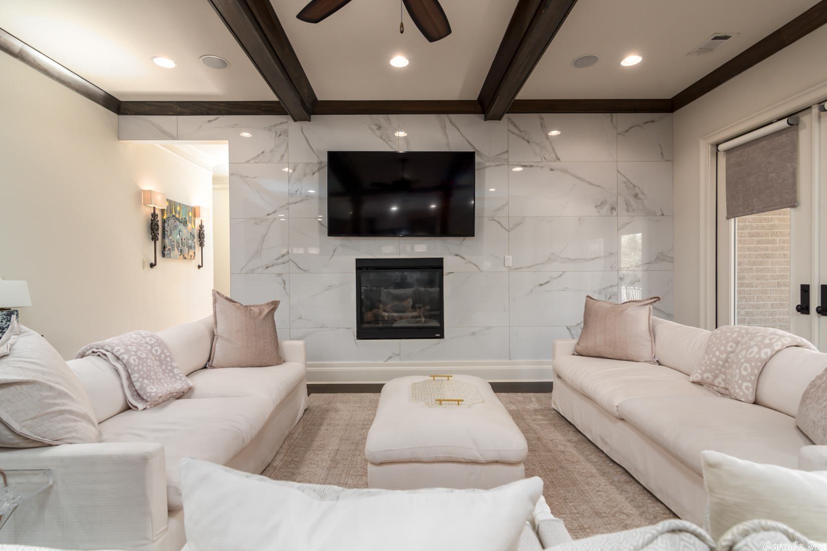 BELLA ROSA ESTATES - Residential