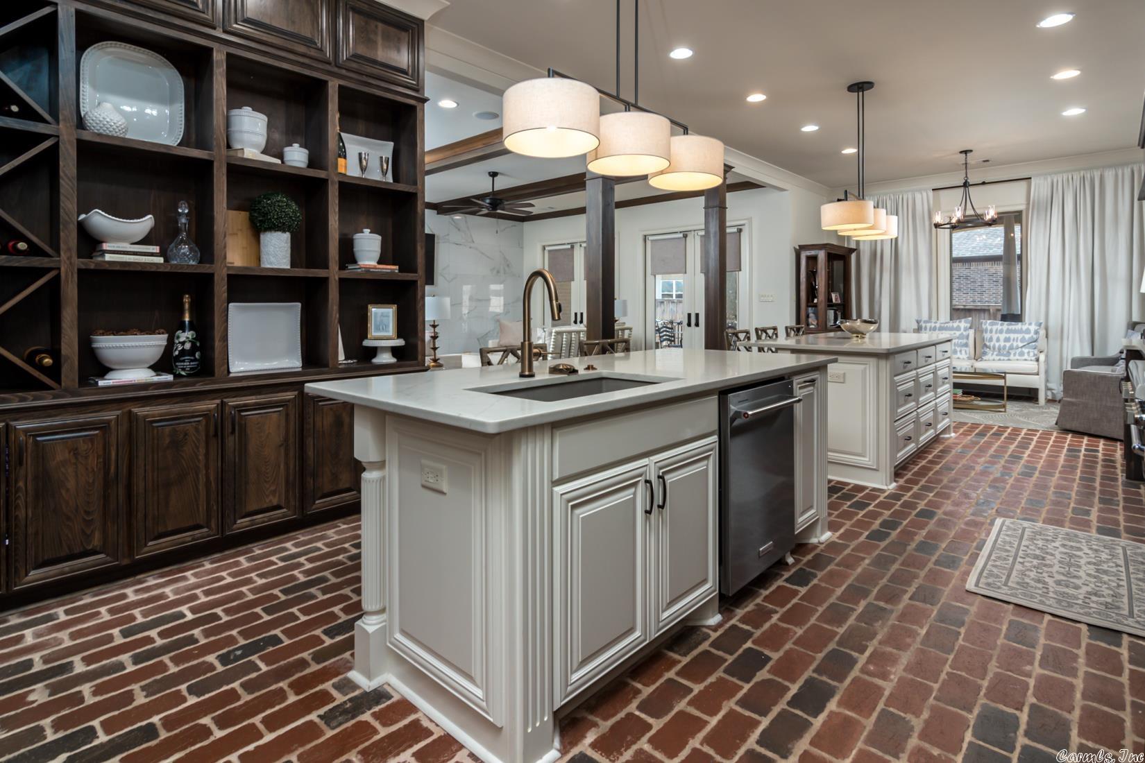 BELLA ROSA ESTATES - Residential