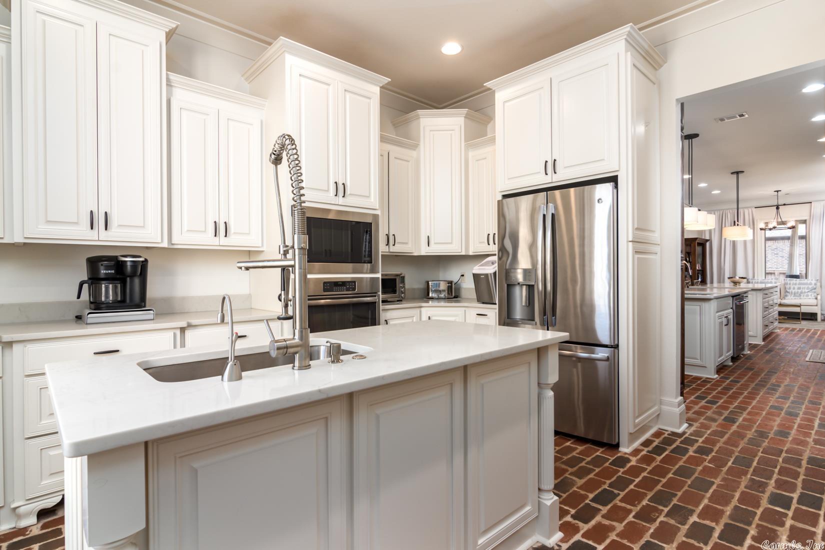 BELLA ROSA ESTATES - Residential
