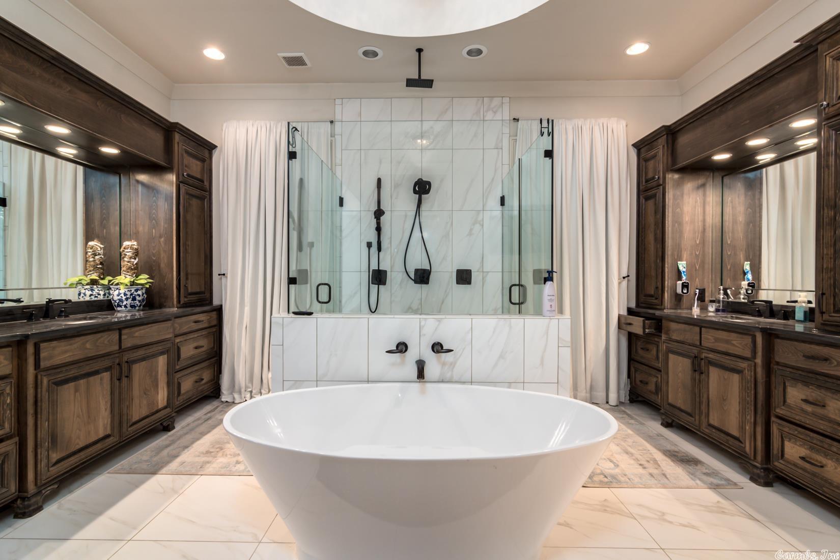 BELLA ROSA ESTATES - Residential