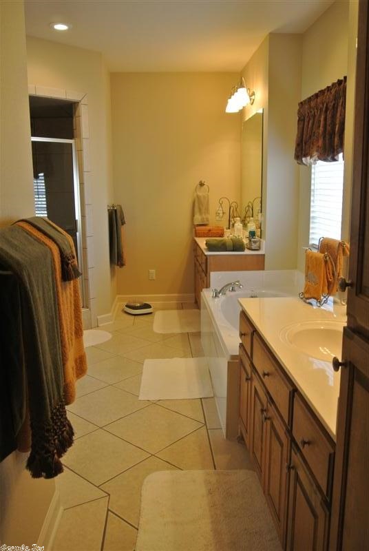 HURRICANE MEADOWS - Residential