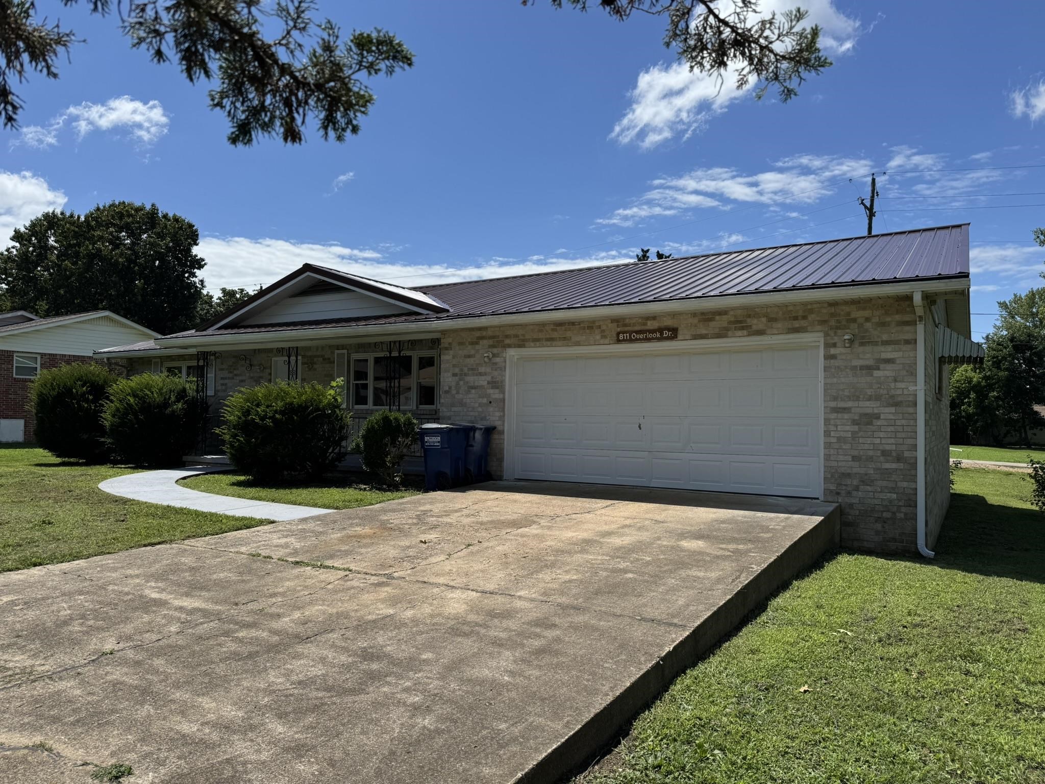 SCHUTTS ADD - Residential