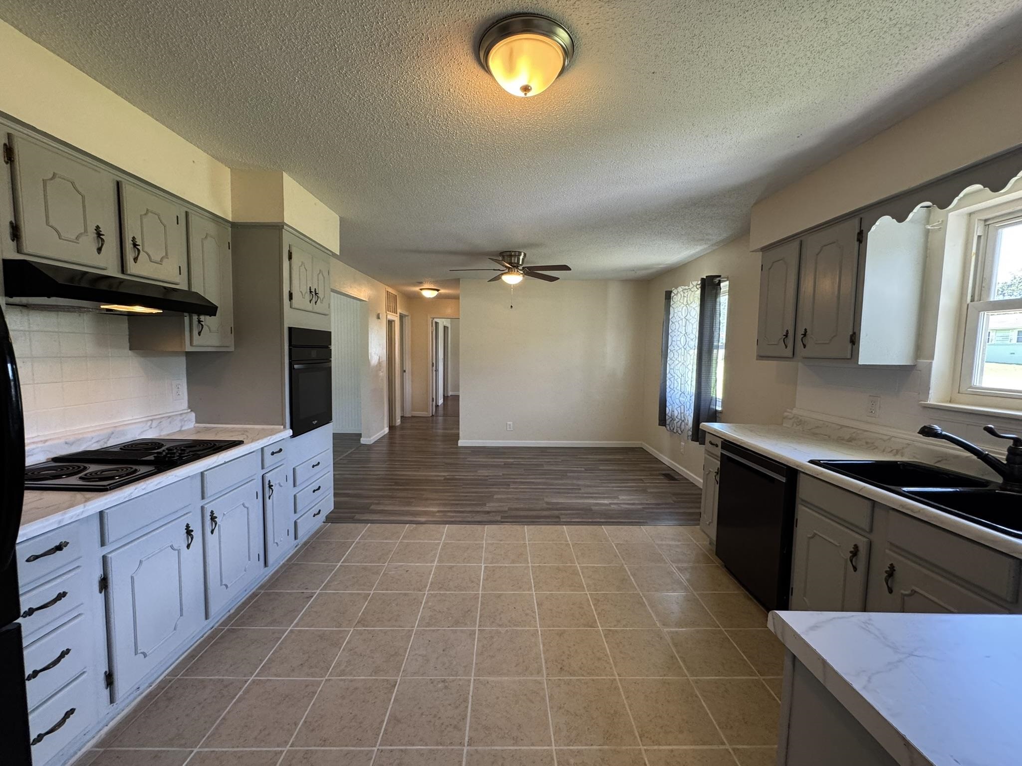 SCHUTTS ADD - Residential