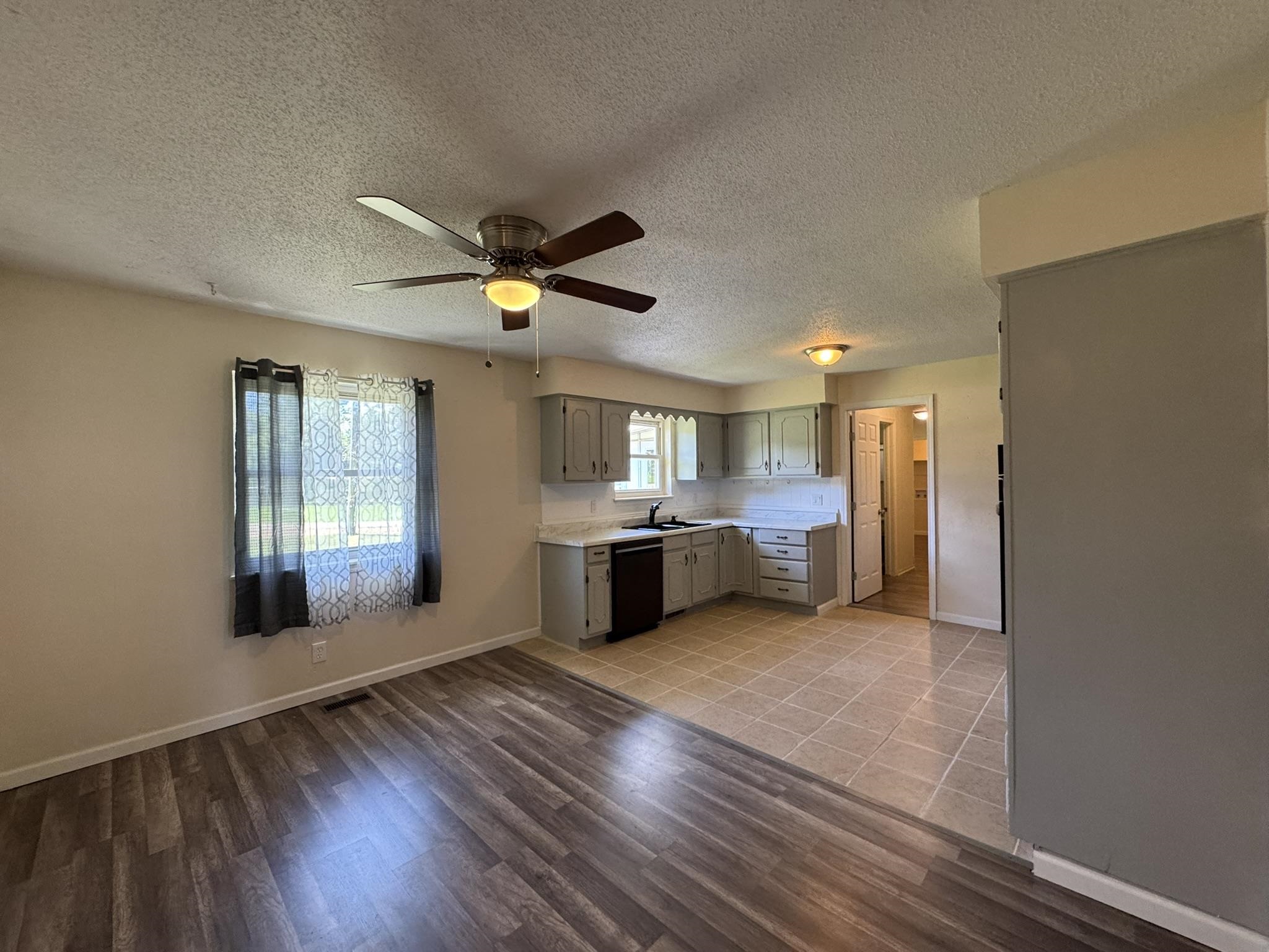 SCHUTTS ADD - Residential