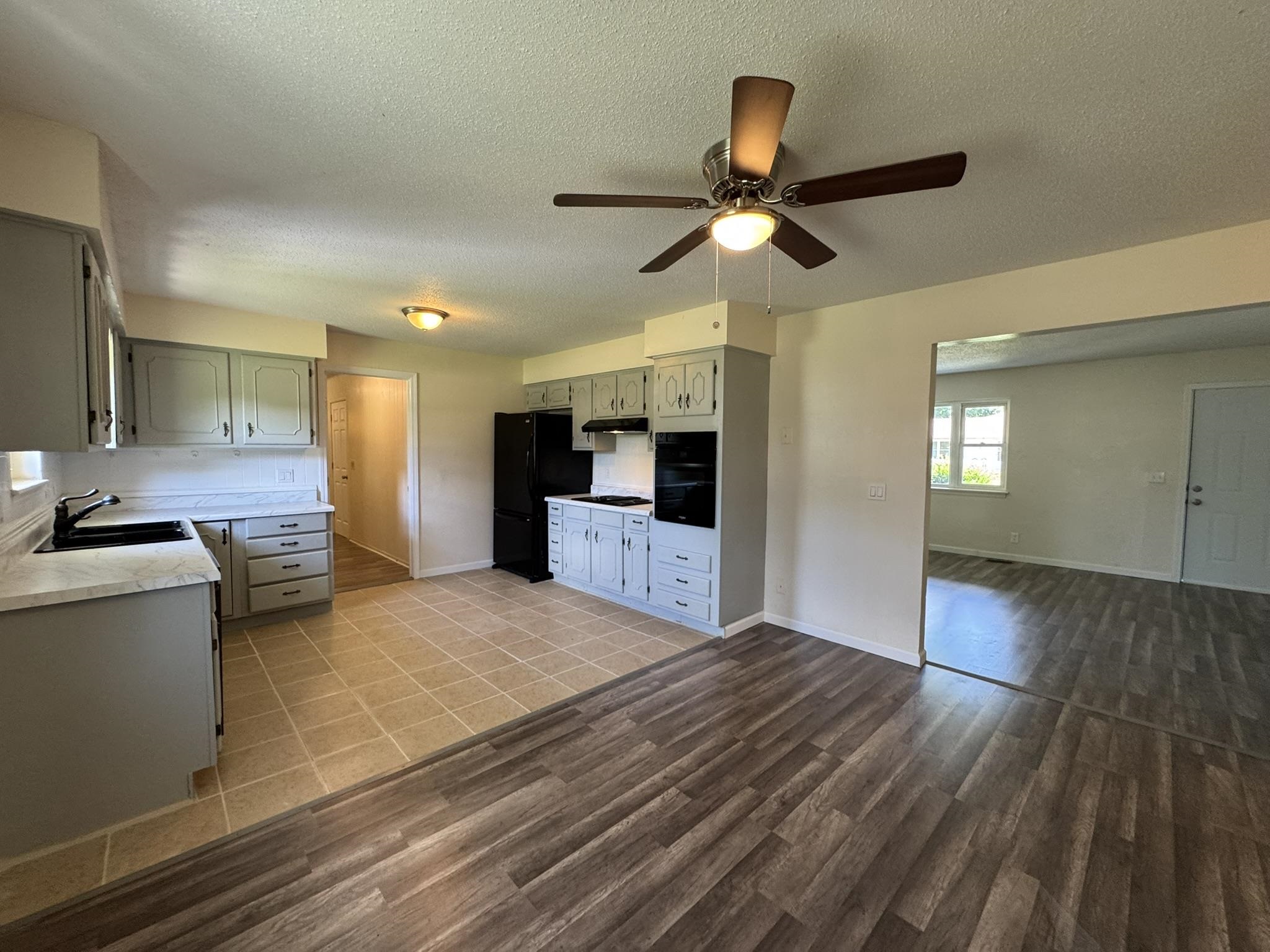SCHUTTS ADD - Residential